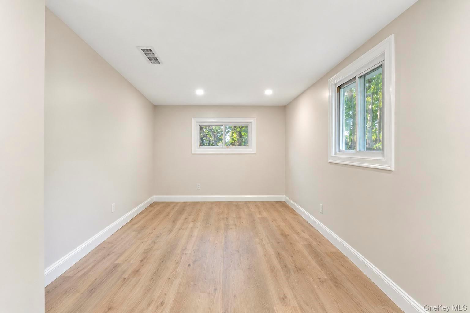 11 Tell Avenue — photo 15
