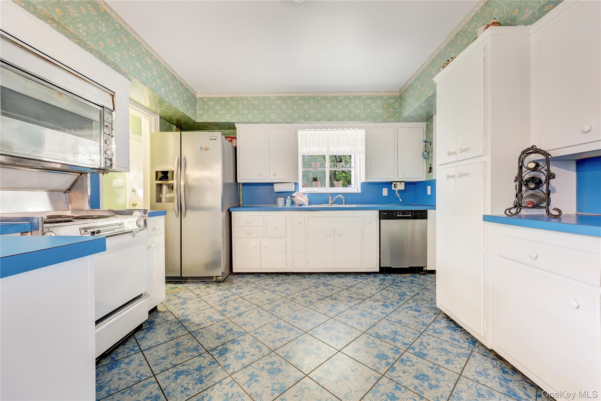 178 Schenck Circle — photo 14