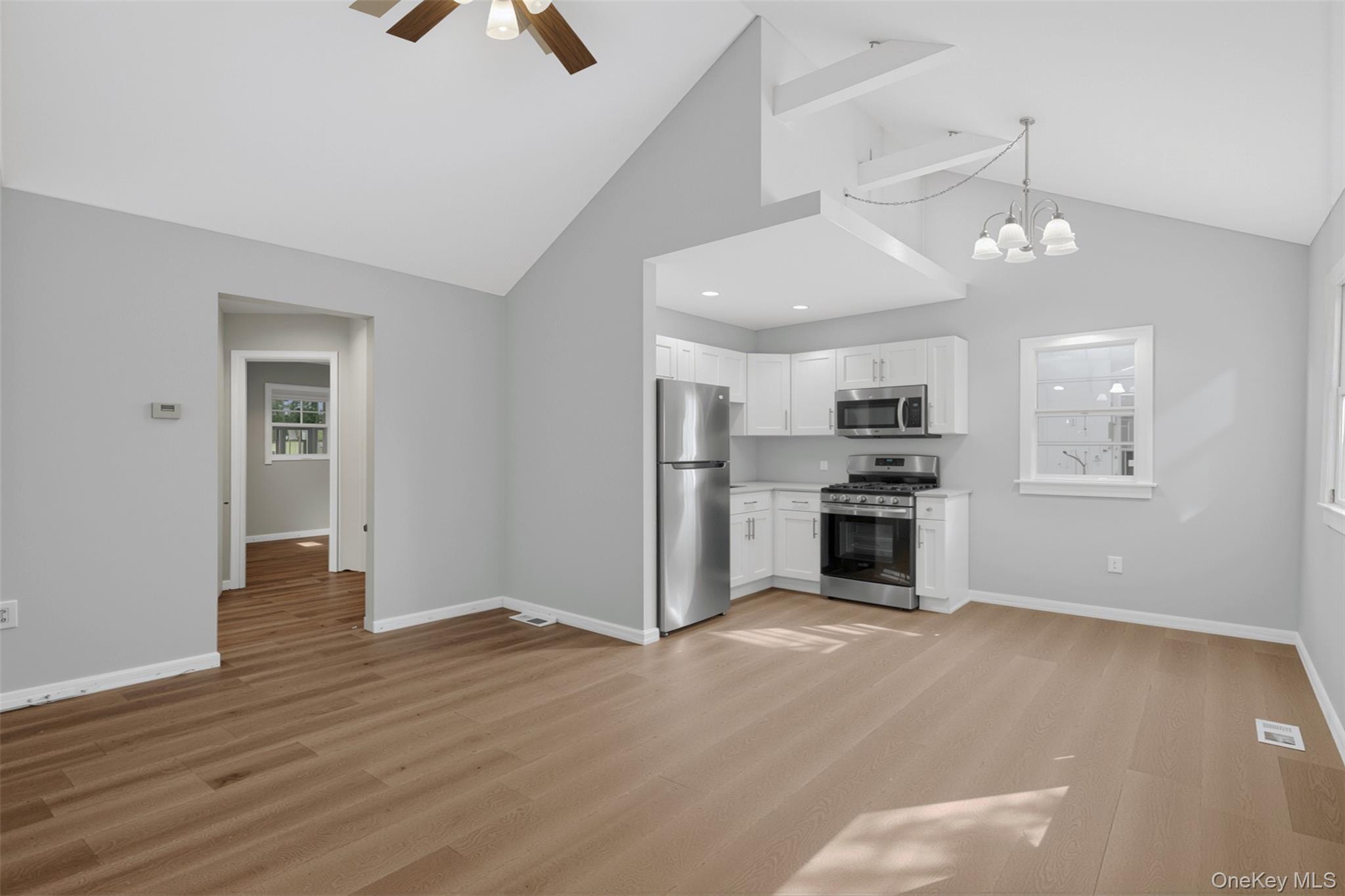 45 Lake Promenade — photo 2