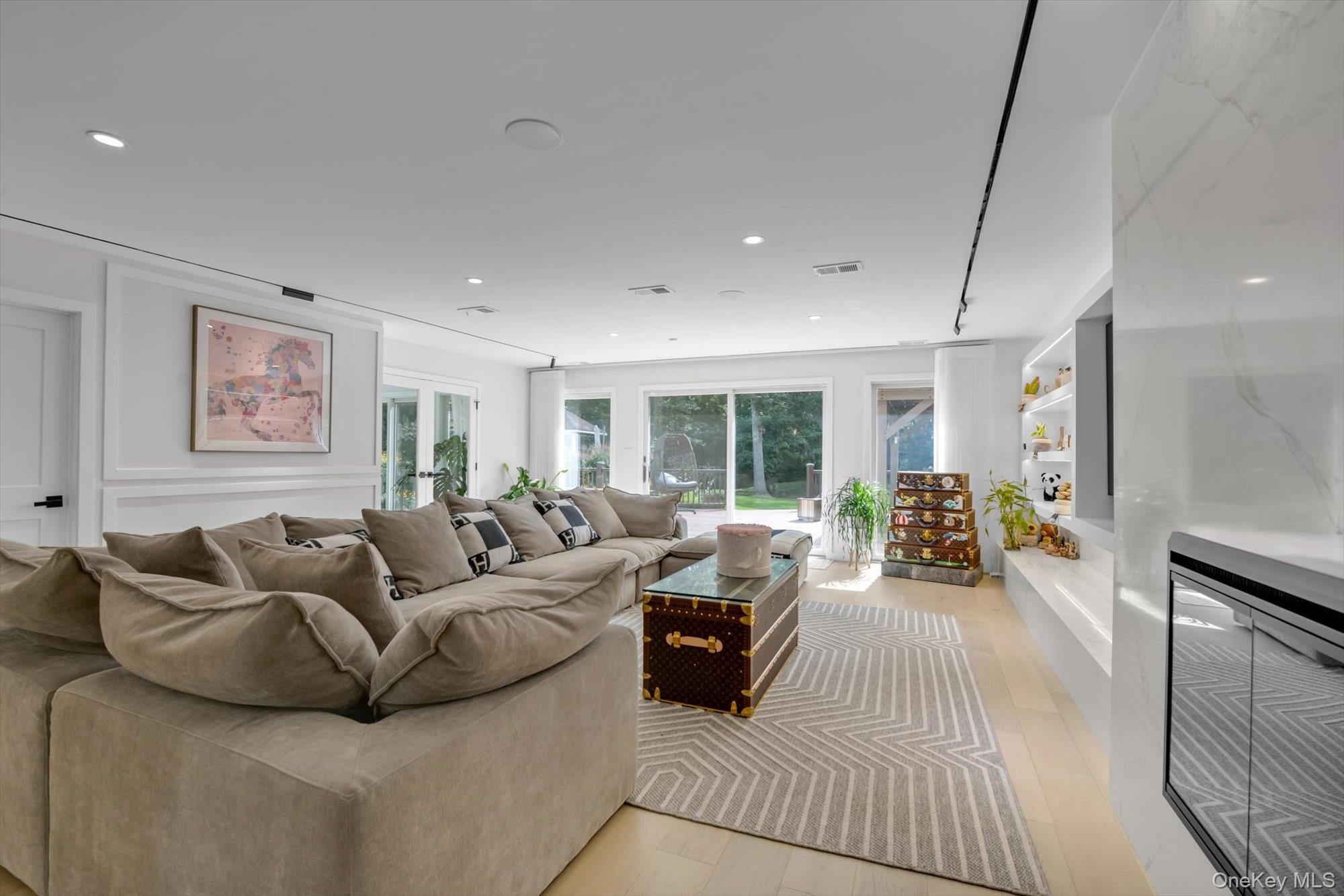 75 Belvedere Drive — photo 9