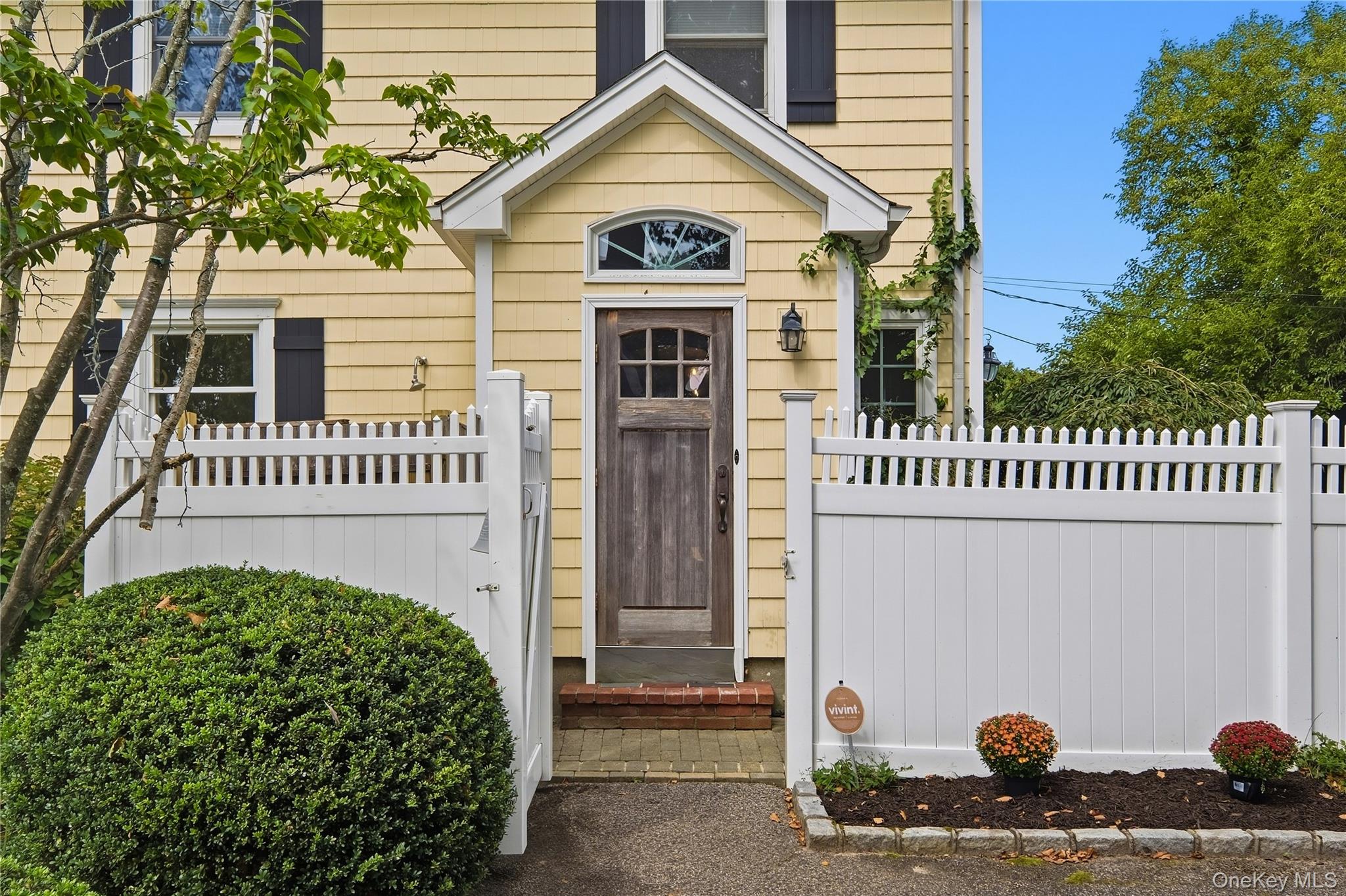 52 Bayway Avenue