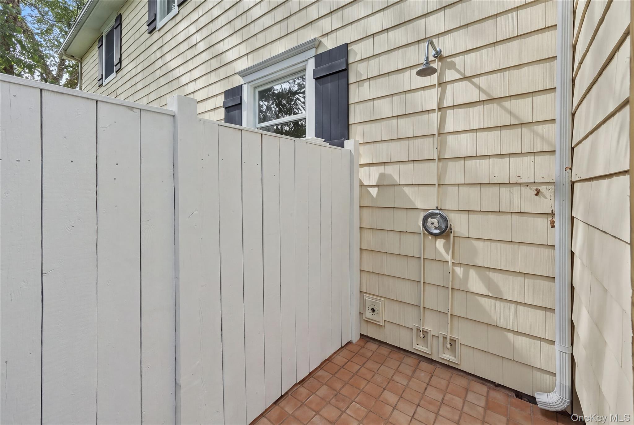 52 Bayway Avenue — photo 17