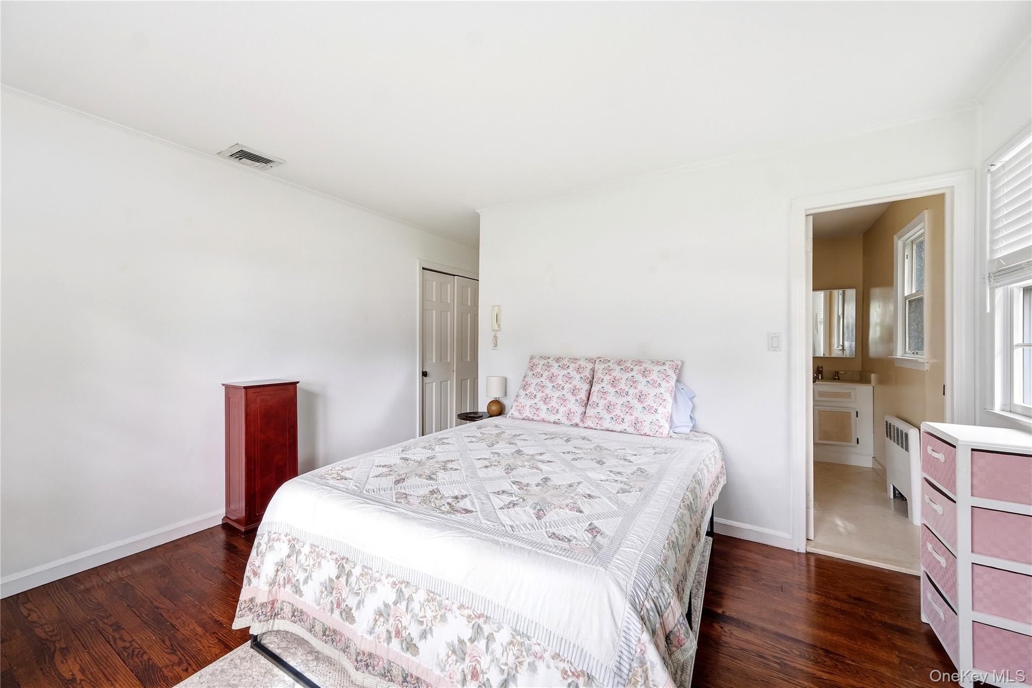 52 Bayway Avenue — photo 30