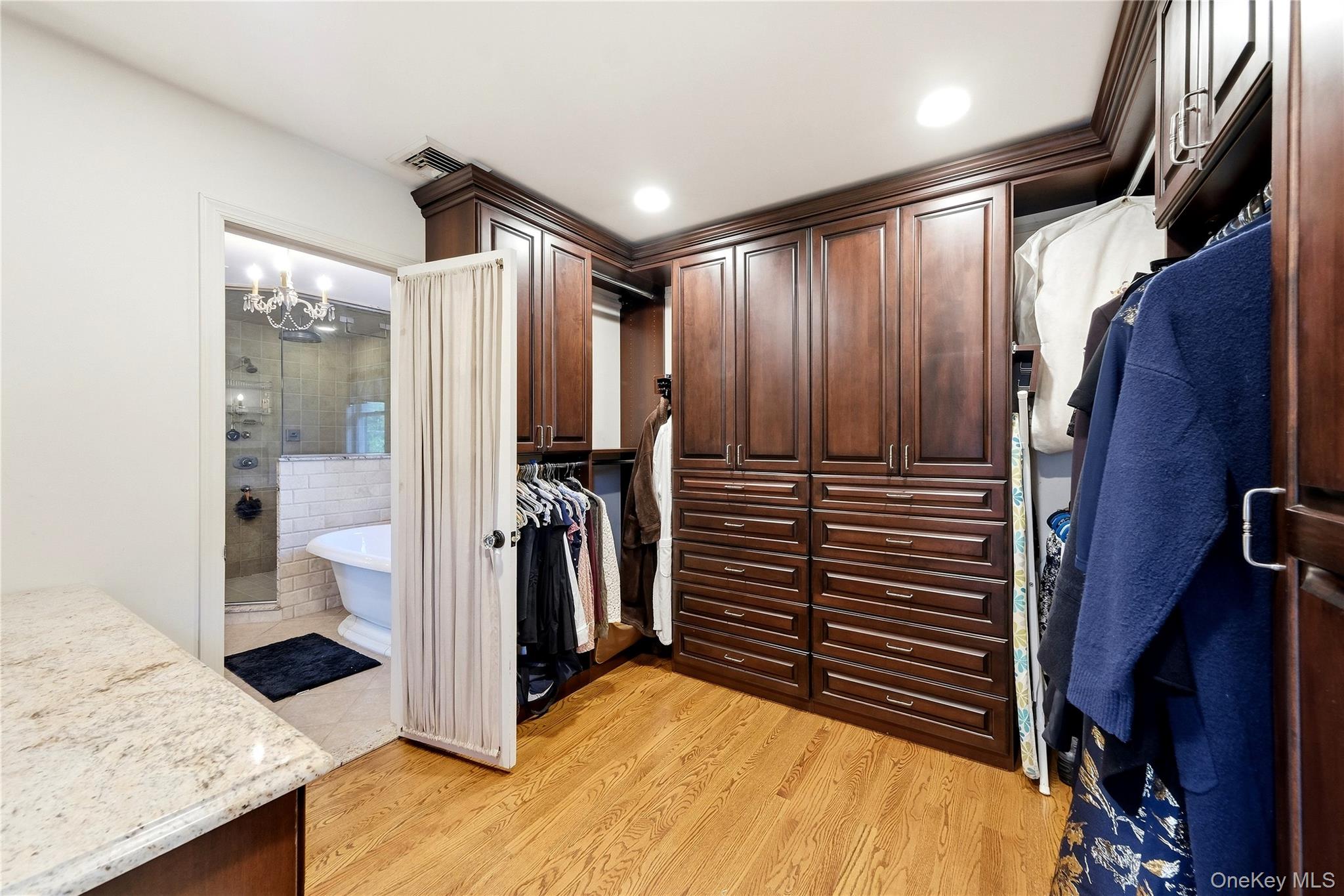 52 Bayway Avenue — photo 35