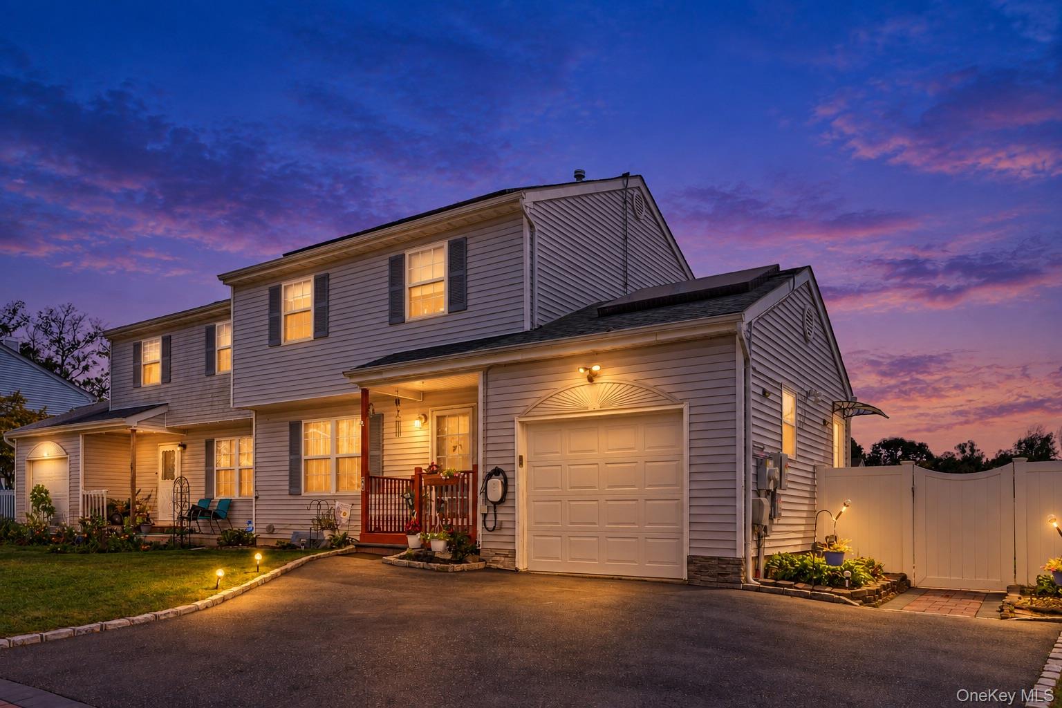 39 Elm Street, Central Islip