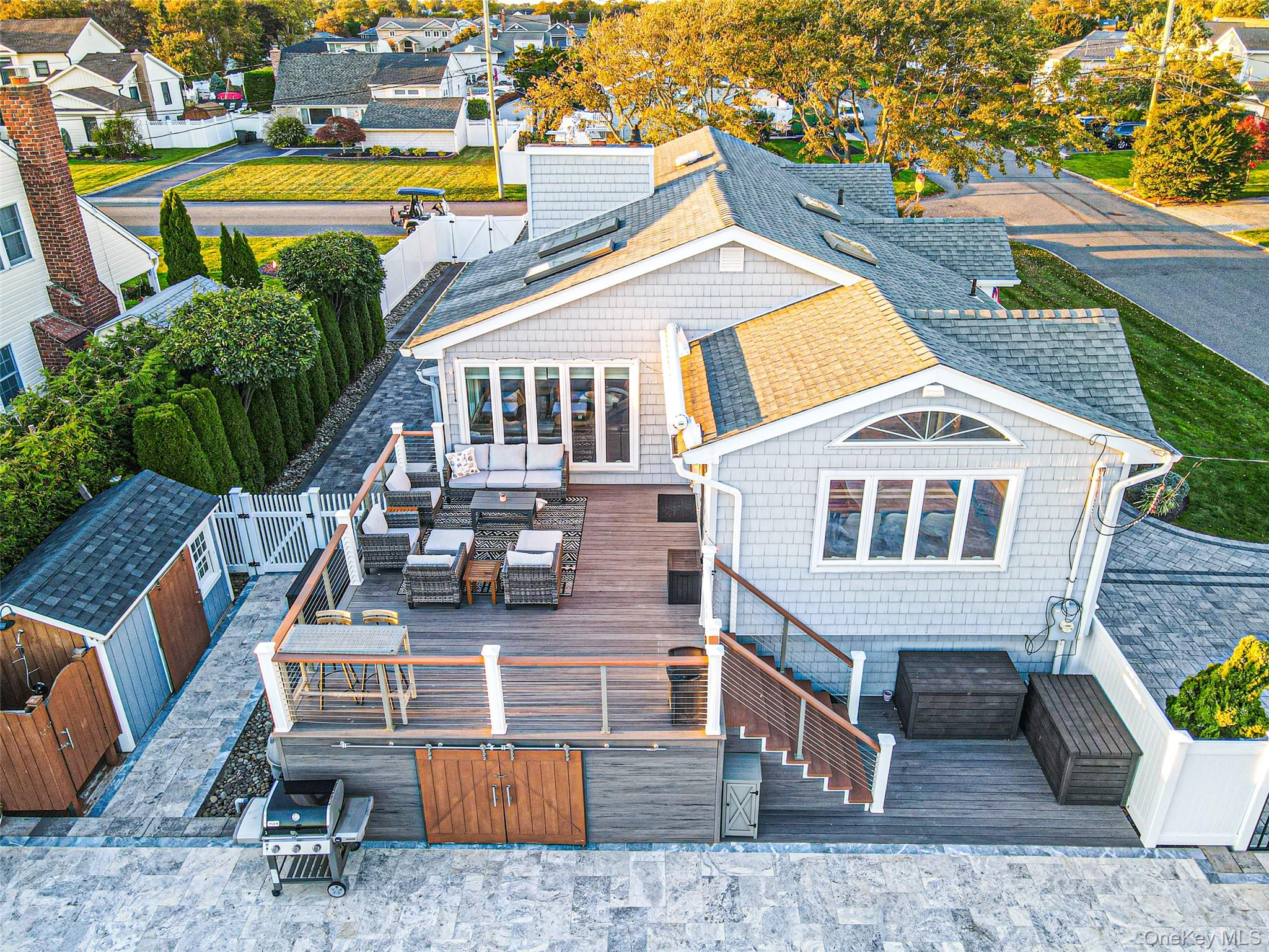 174 Secatogue Lane — photo 9