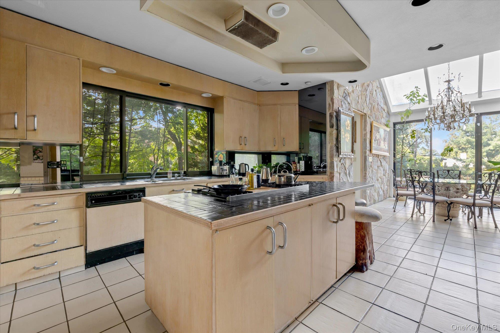4 Broadlawn Avenue — photo 10