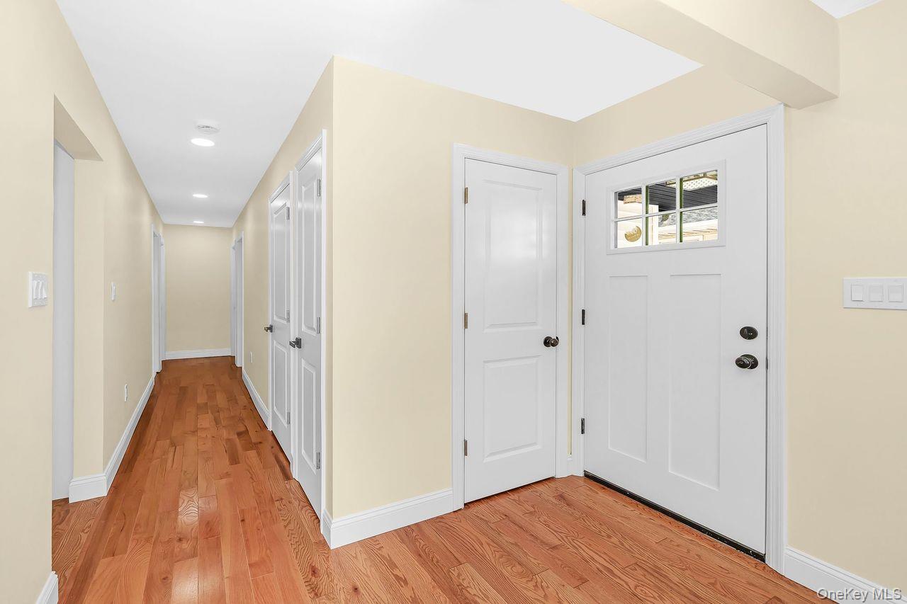 212 Westbury Boulevard — photo 14
