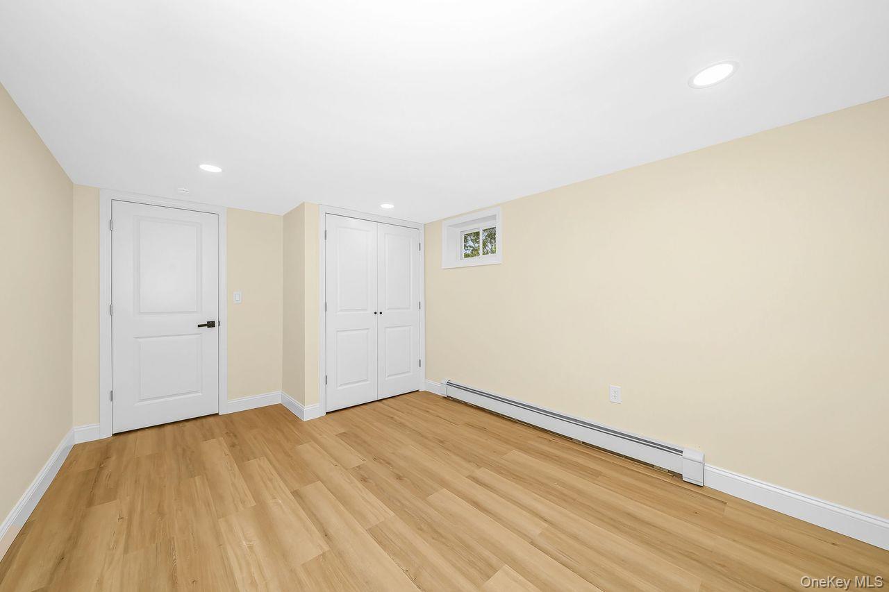 212 Westbury Boulevard — photo 23