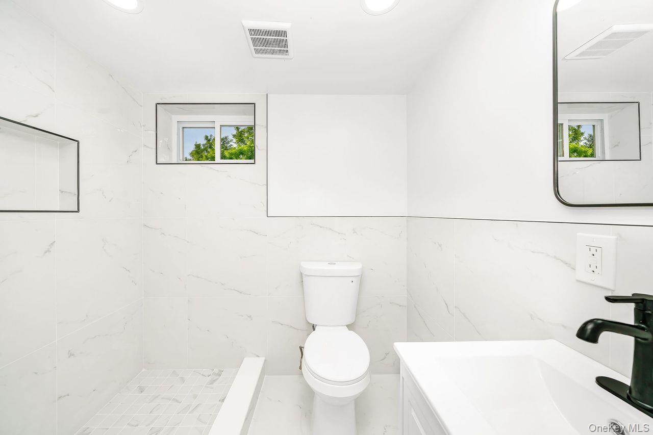 212 Westbury Boulevard — photo 27