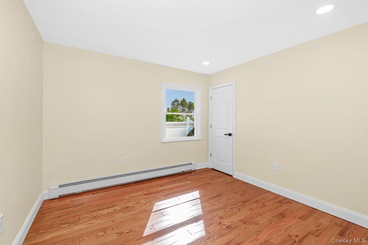 212 Westbury Boulevard — photo 7