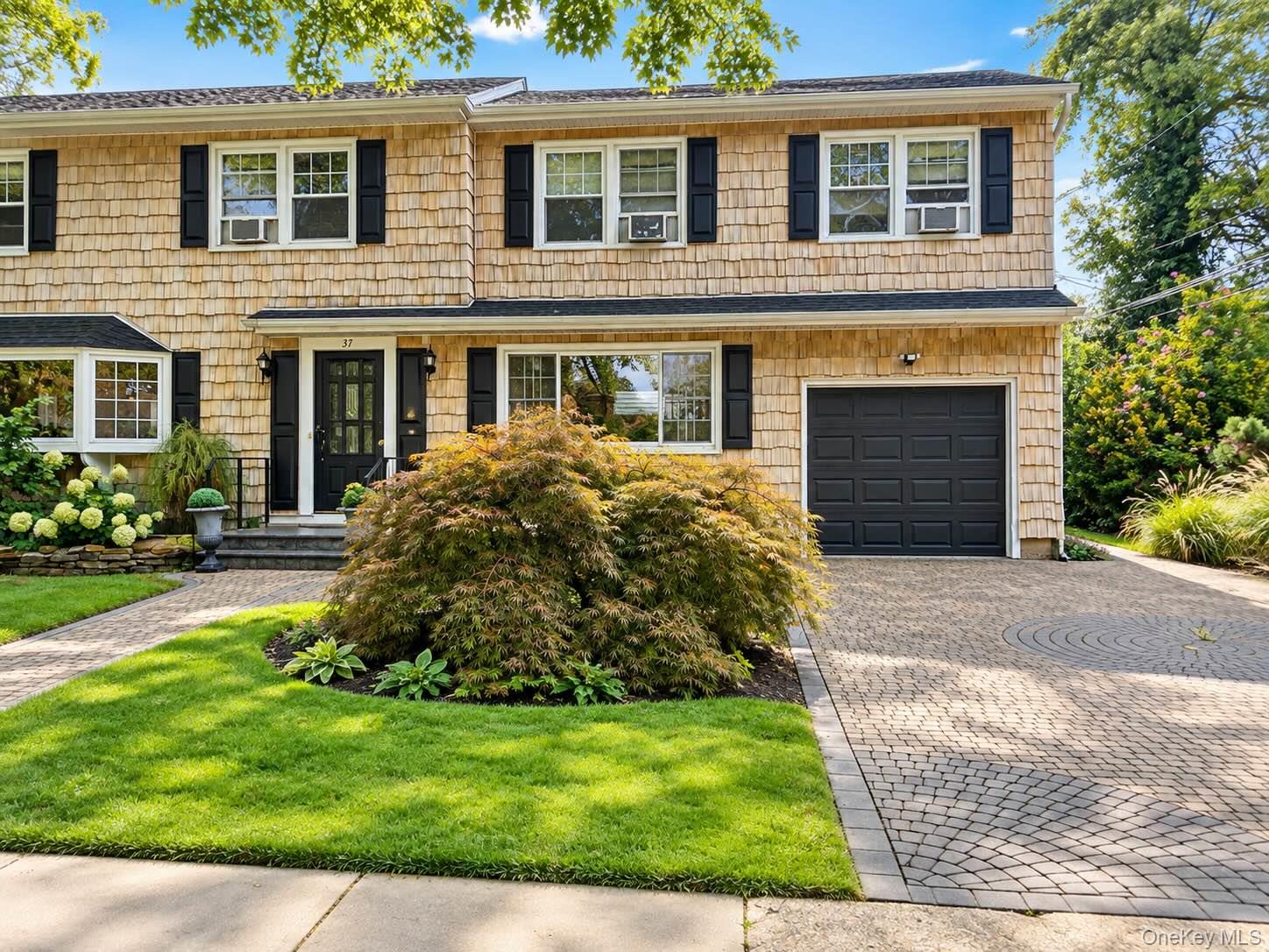 37 Bayberry Avenue — photo 22