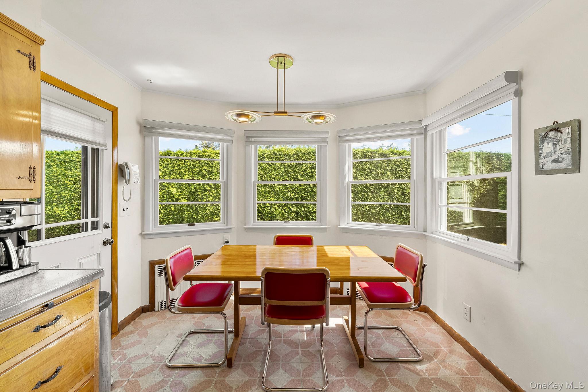 47 Diamond Avenue — photo 14