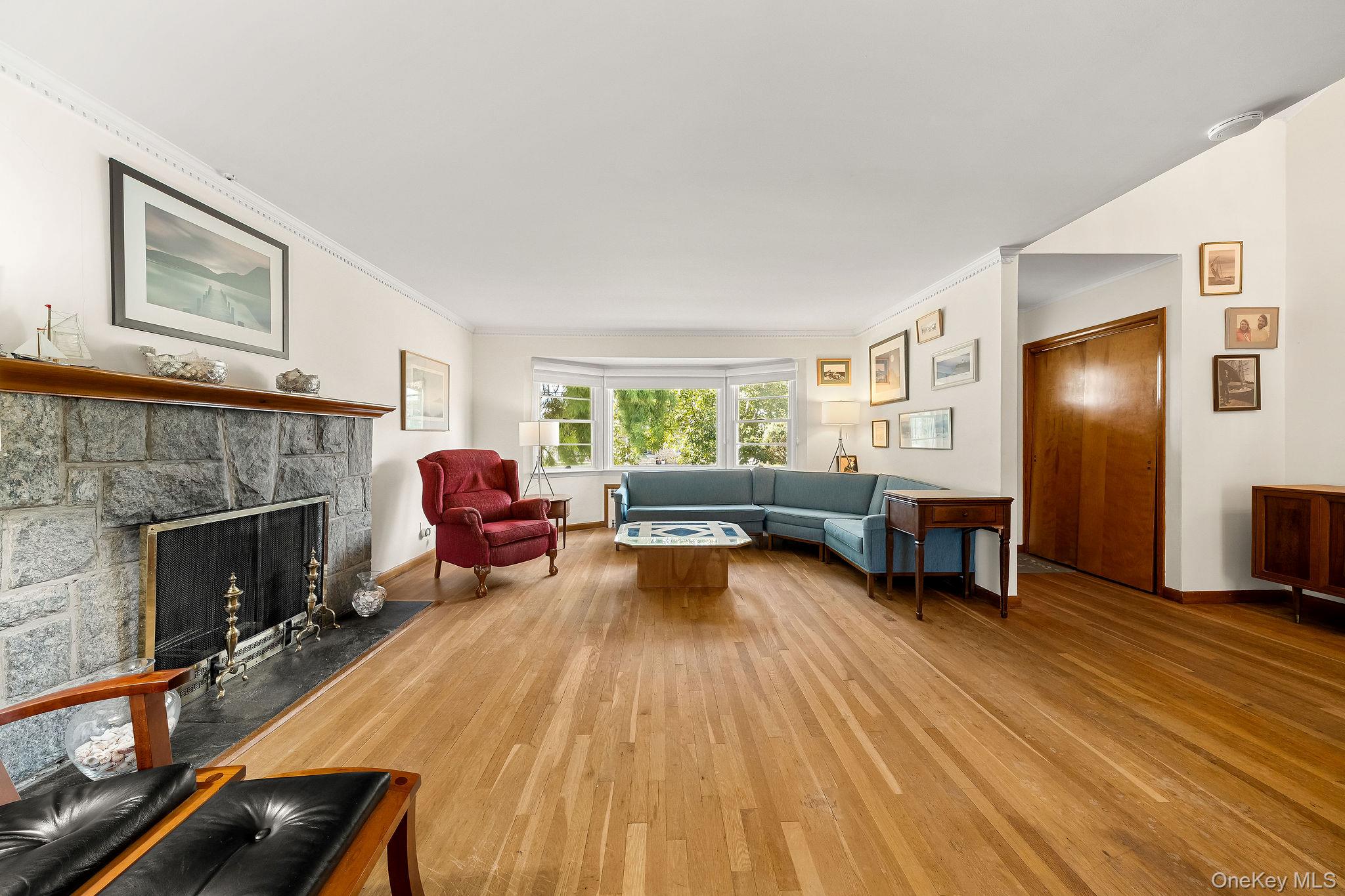 47 Diamond Avenue — photo 8