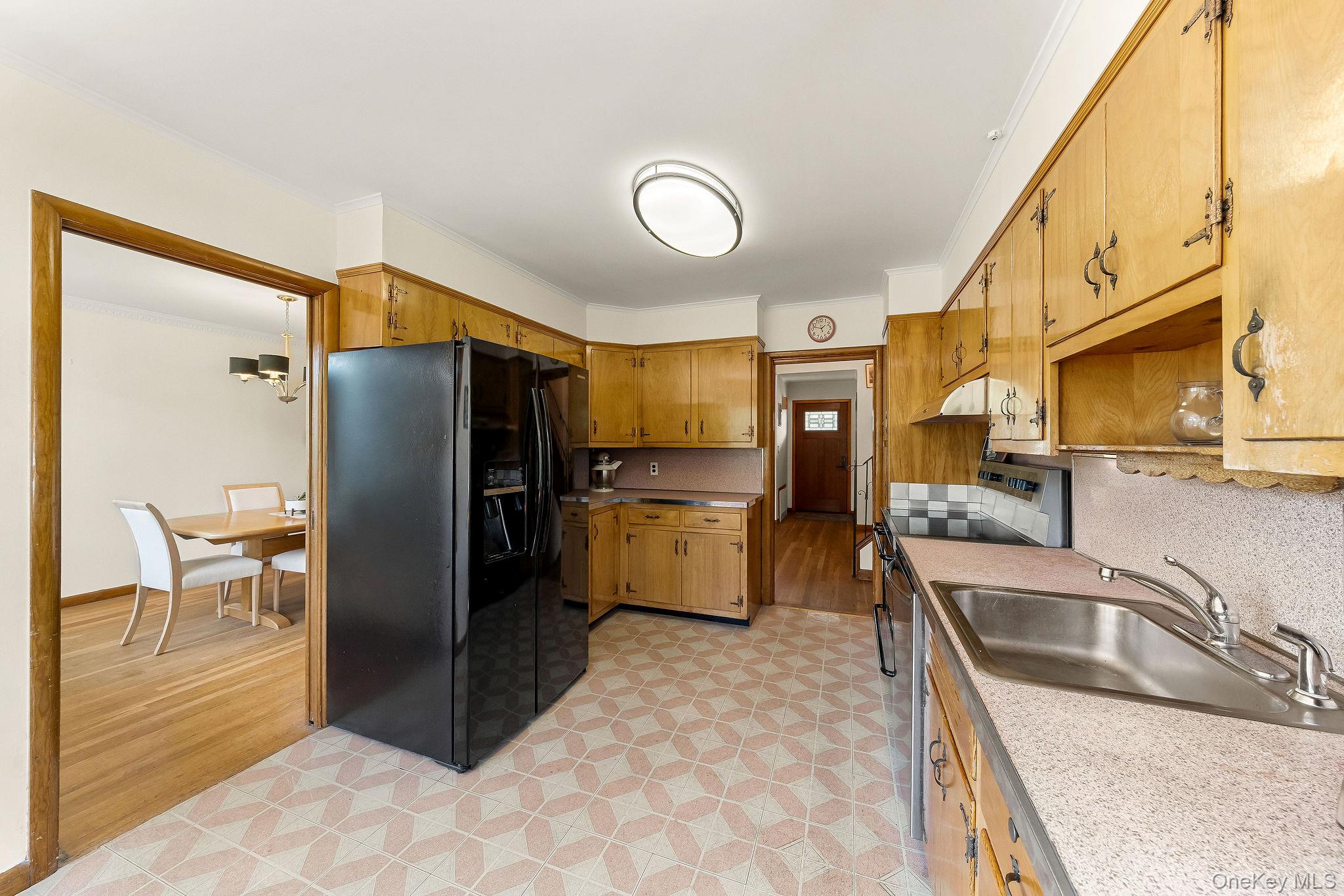 47 Diamond Avenue — photo 10