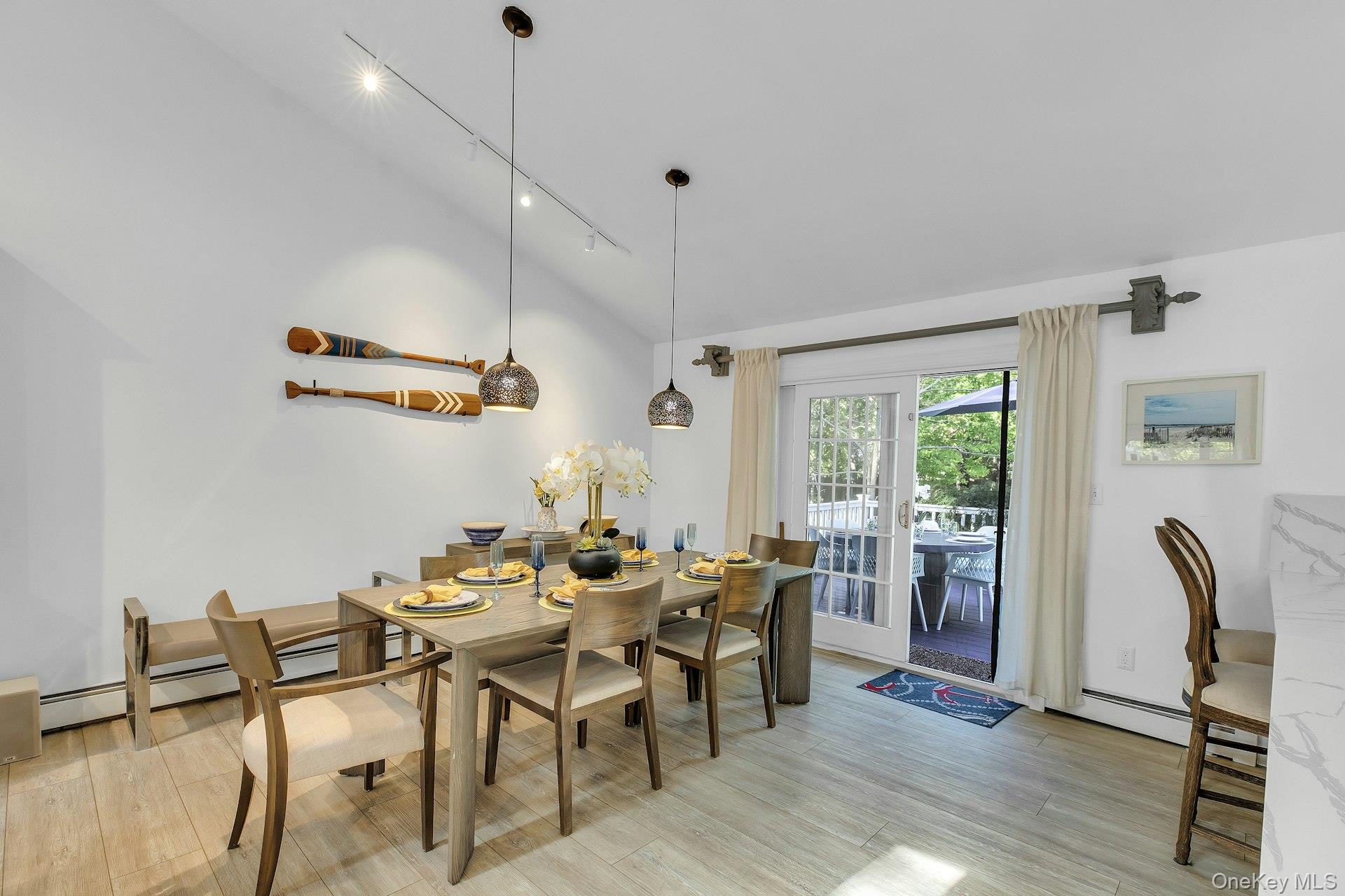111 Bay Avenue — photo 8