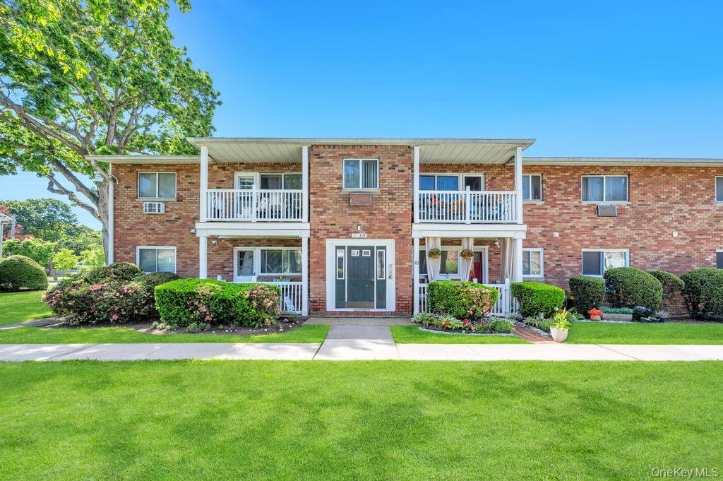57 Adams Road #2D, Central Islip