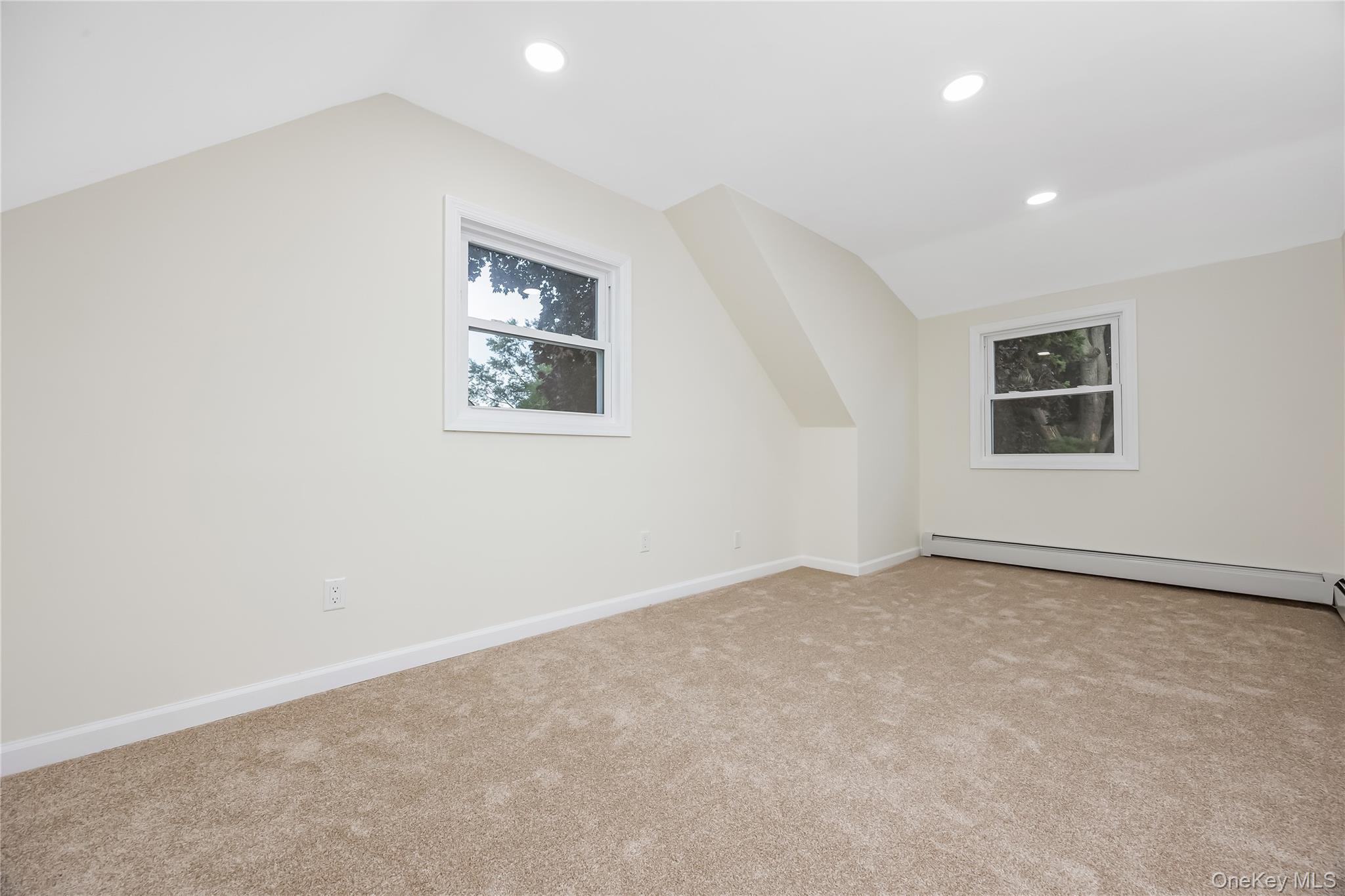 200 Raff Avenue — photo 12