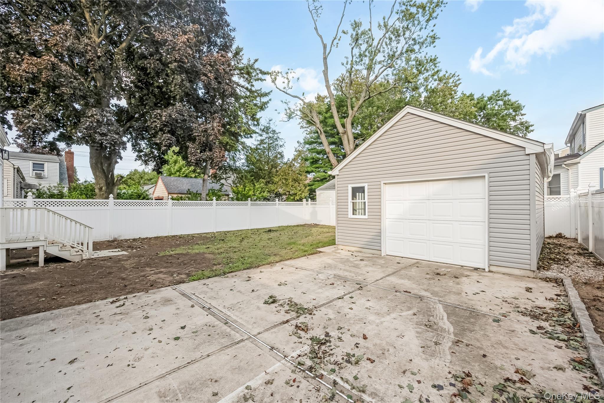 200 Raff Avenue — photo 19