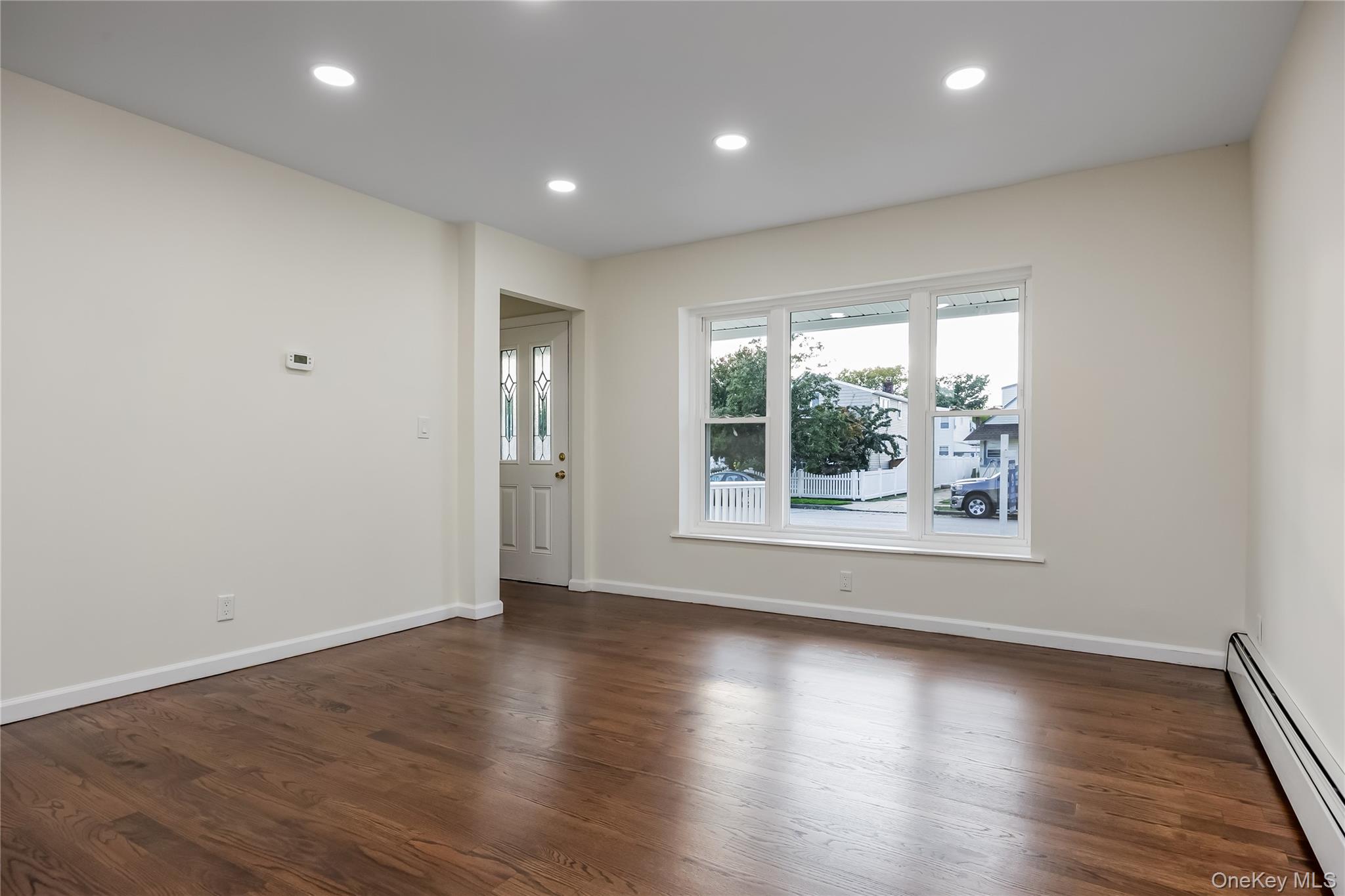 200 Raff Avenue — photo 3