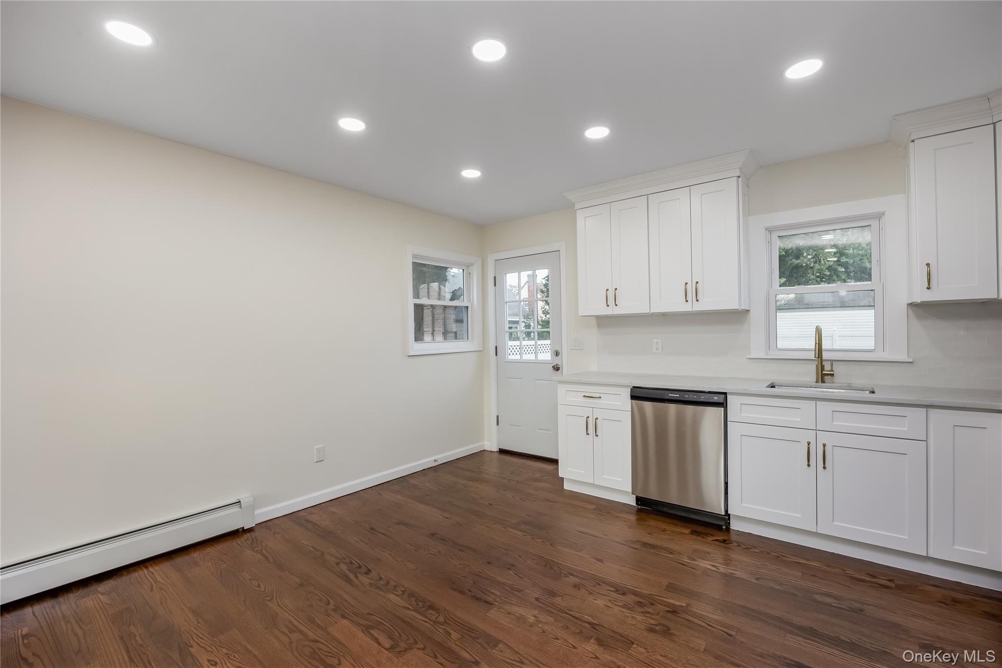 200 Raff Avenue — photo 5