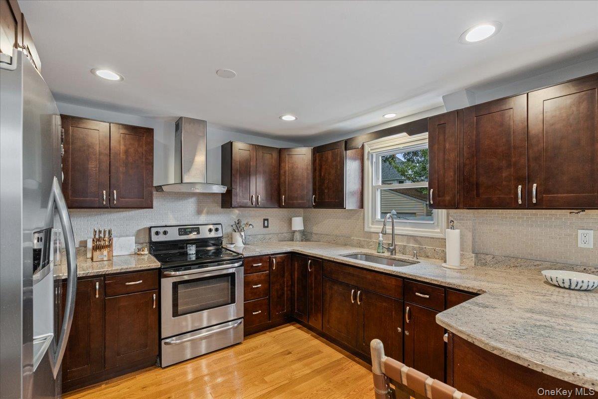 35 Saint Marks Avenue — photo 9