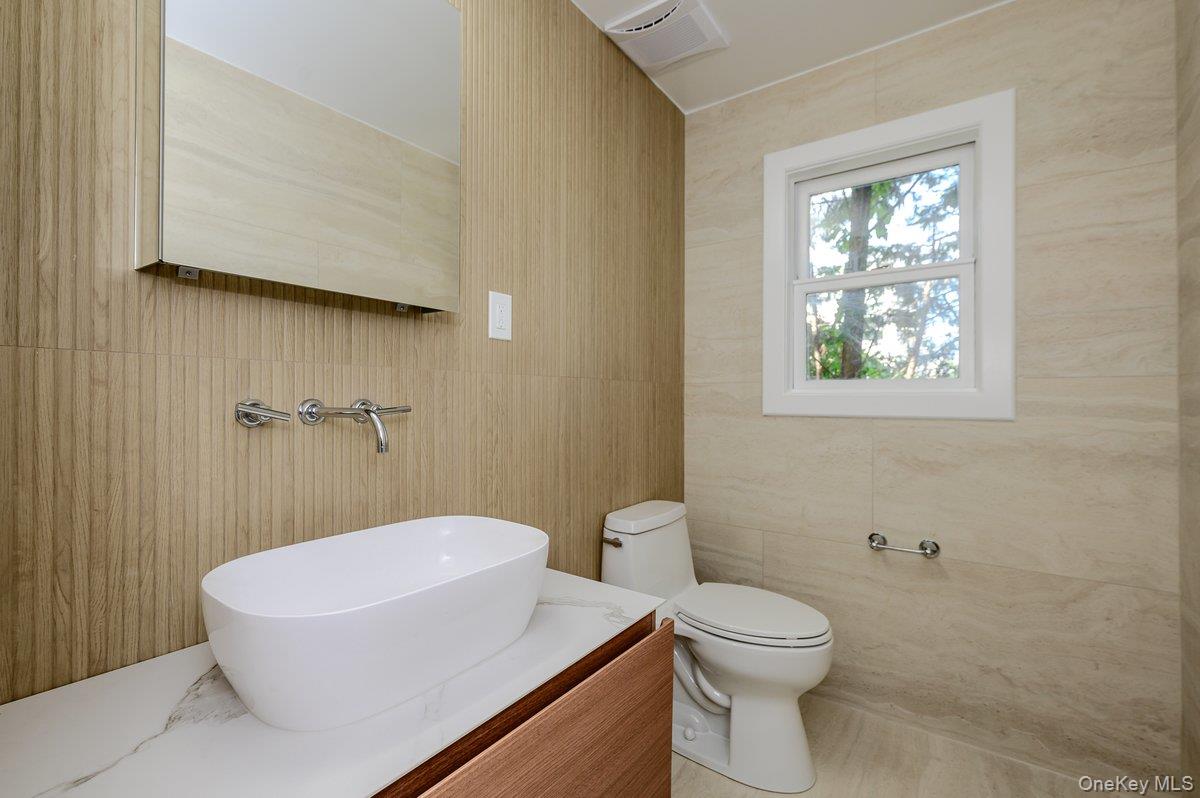 139 Coronado Street — photo 14