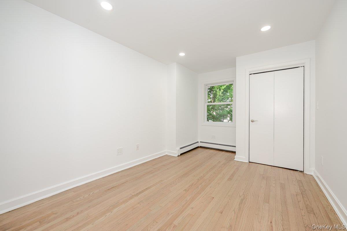 139 Coronado Street — photo 28