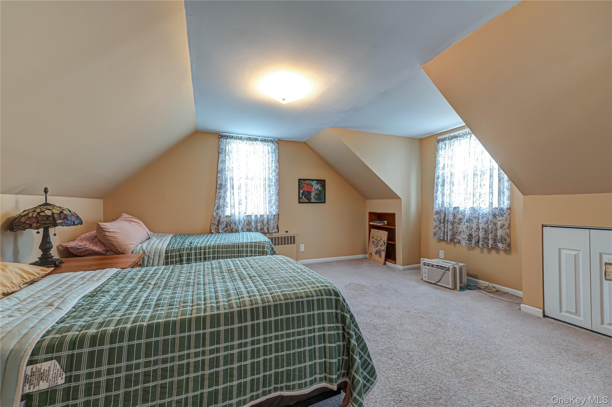 3884 Lincoln Street — photo 15