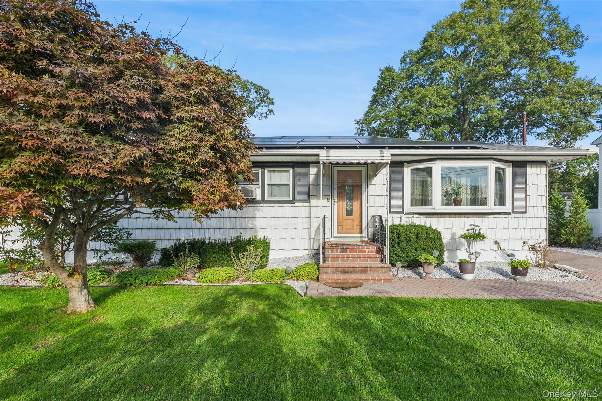 15 Pine Cone Street, Middle Island