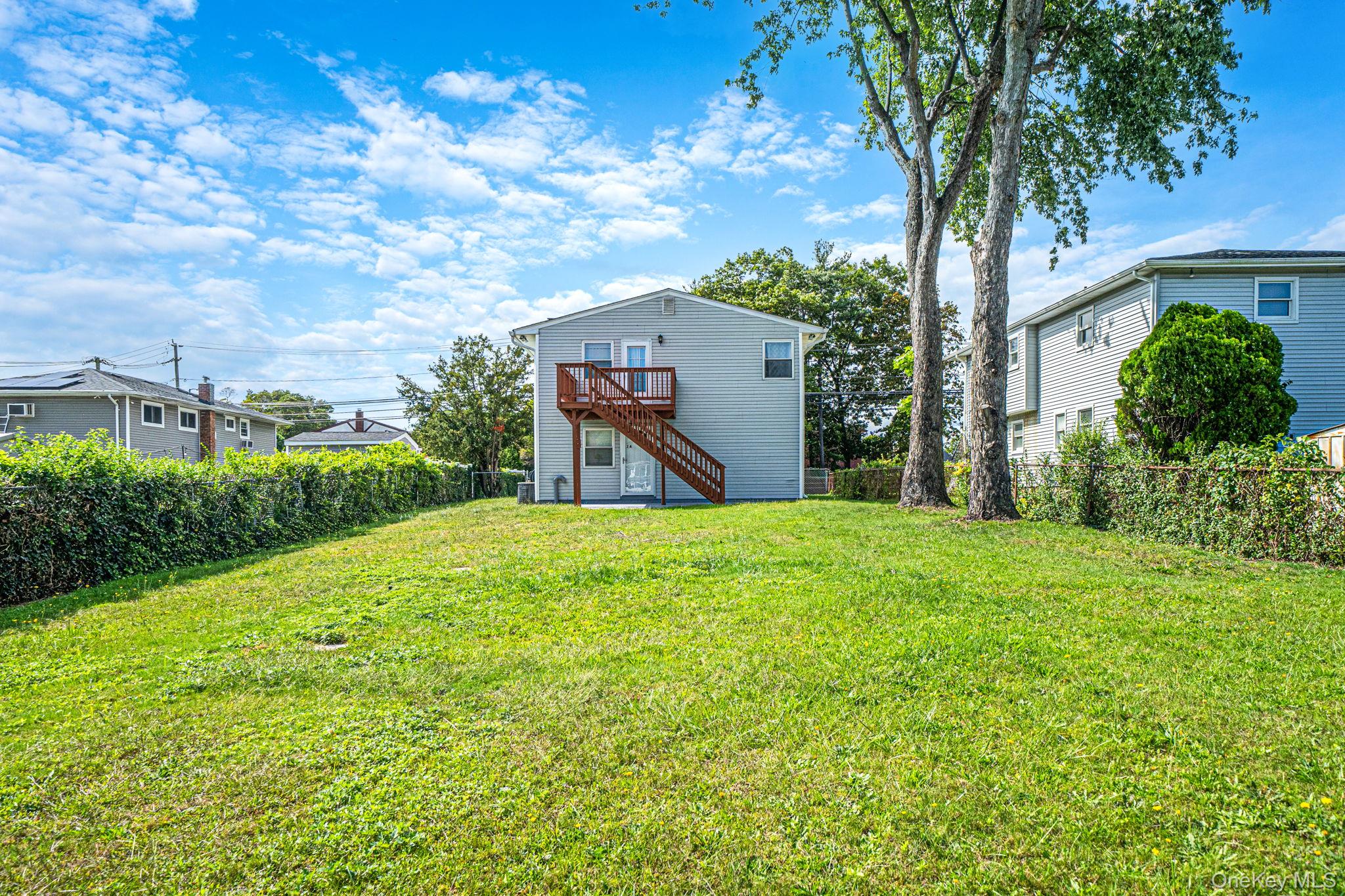 263 Commack Road — photo 6
