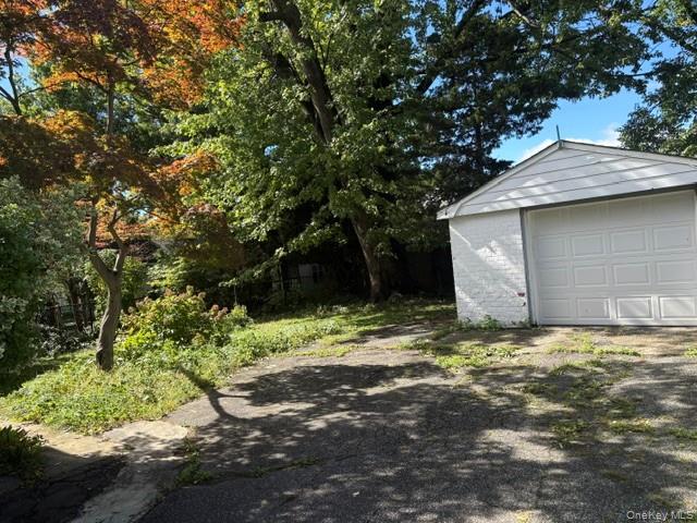 12 West End Avenue — photo 2