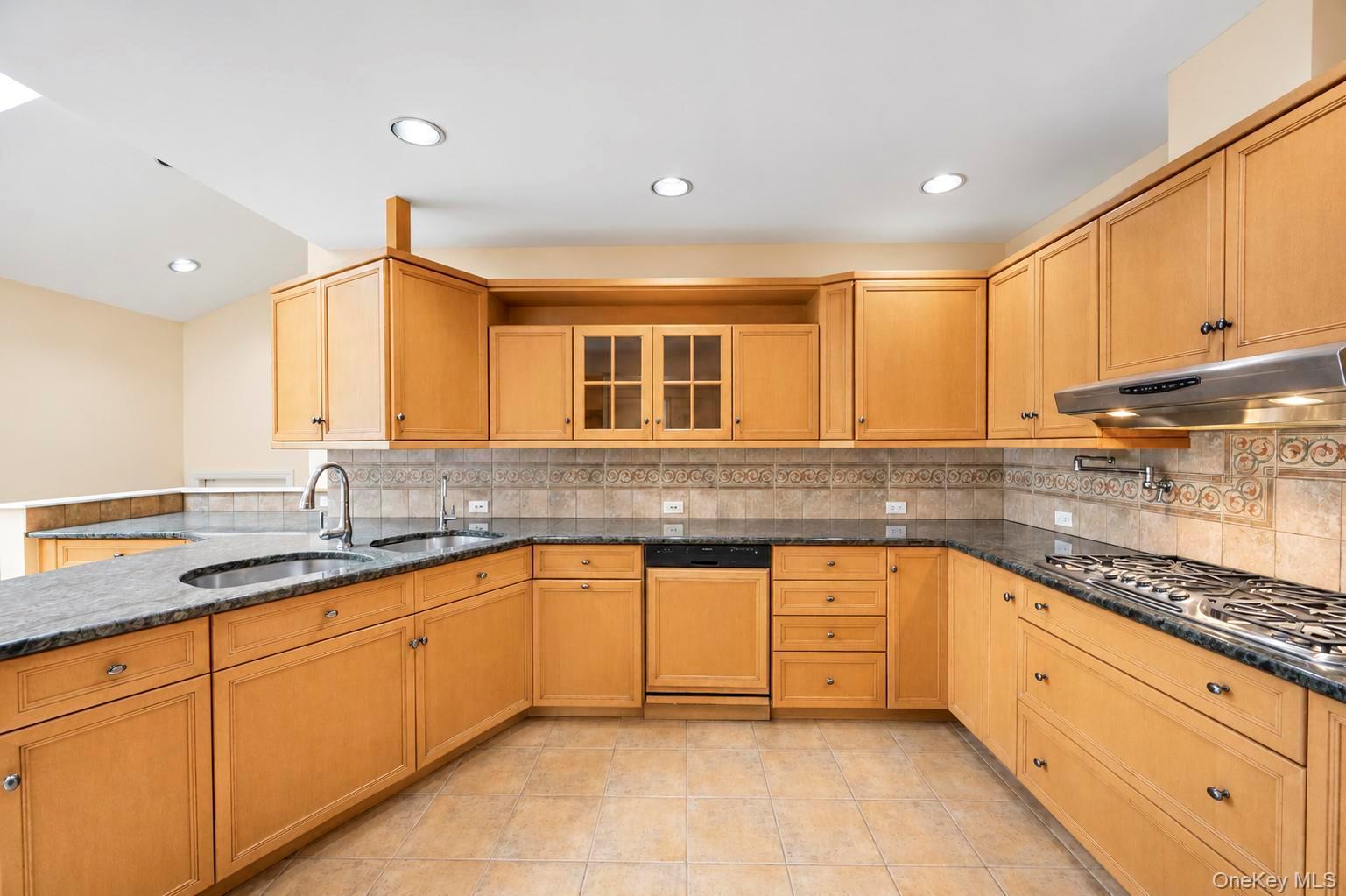 118 Baker Hill Road — photo 13