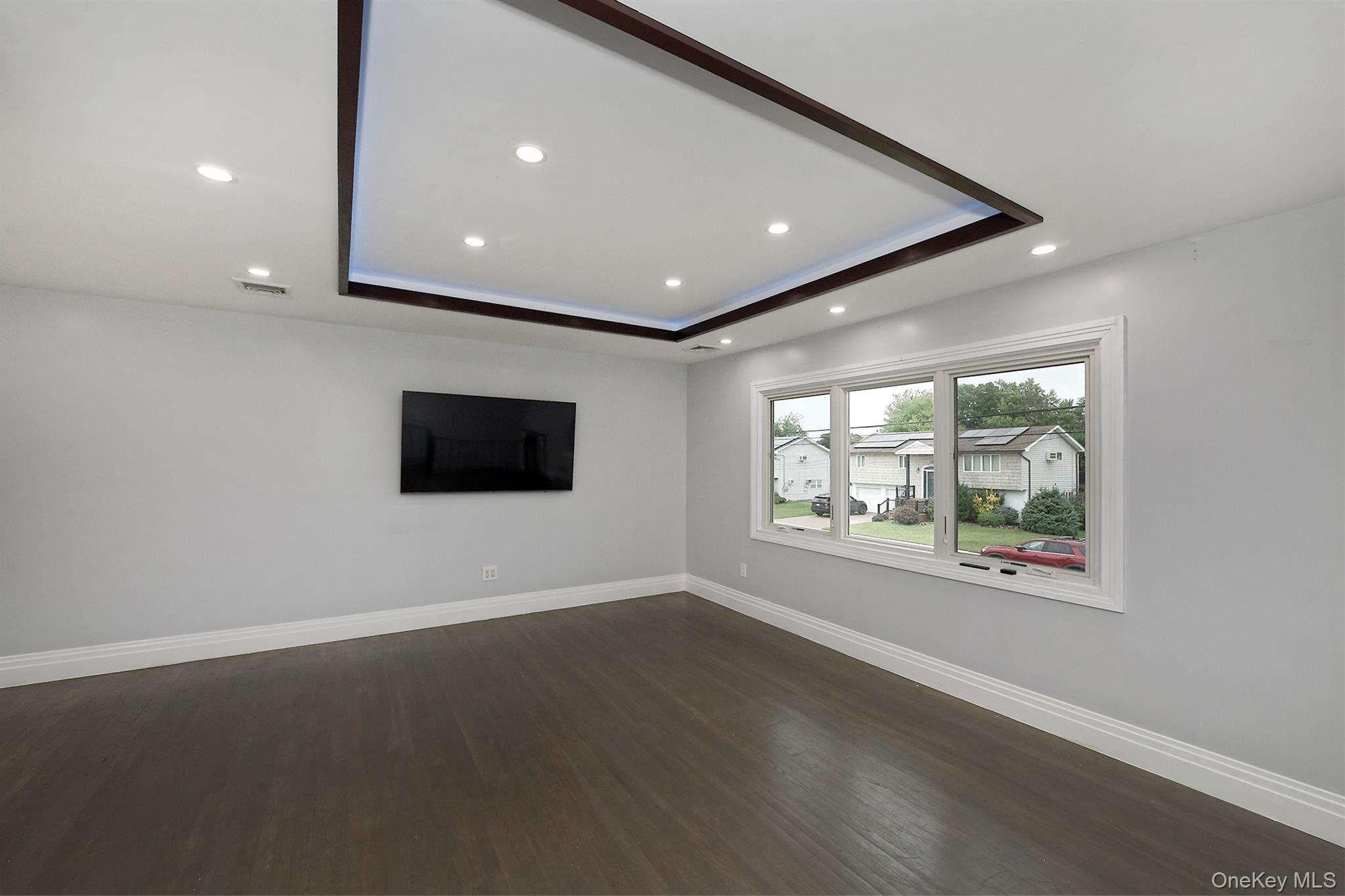 105 Lewis Avenue — photo 9
