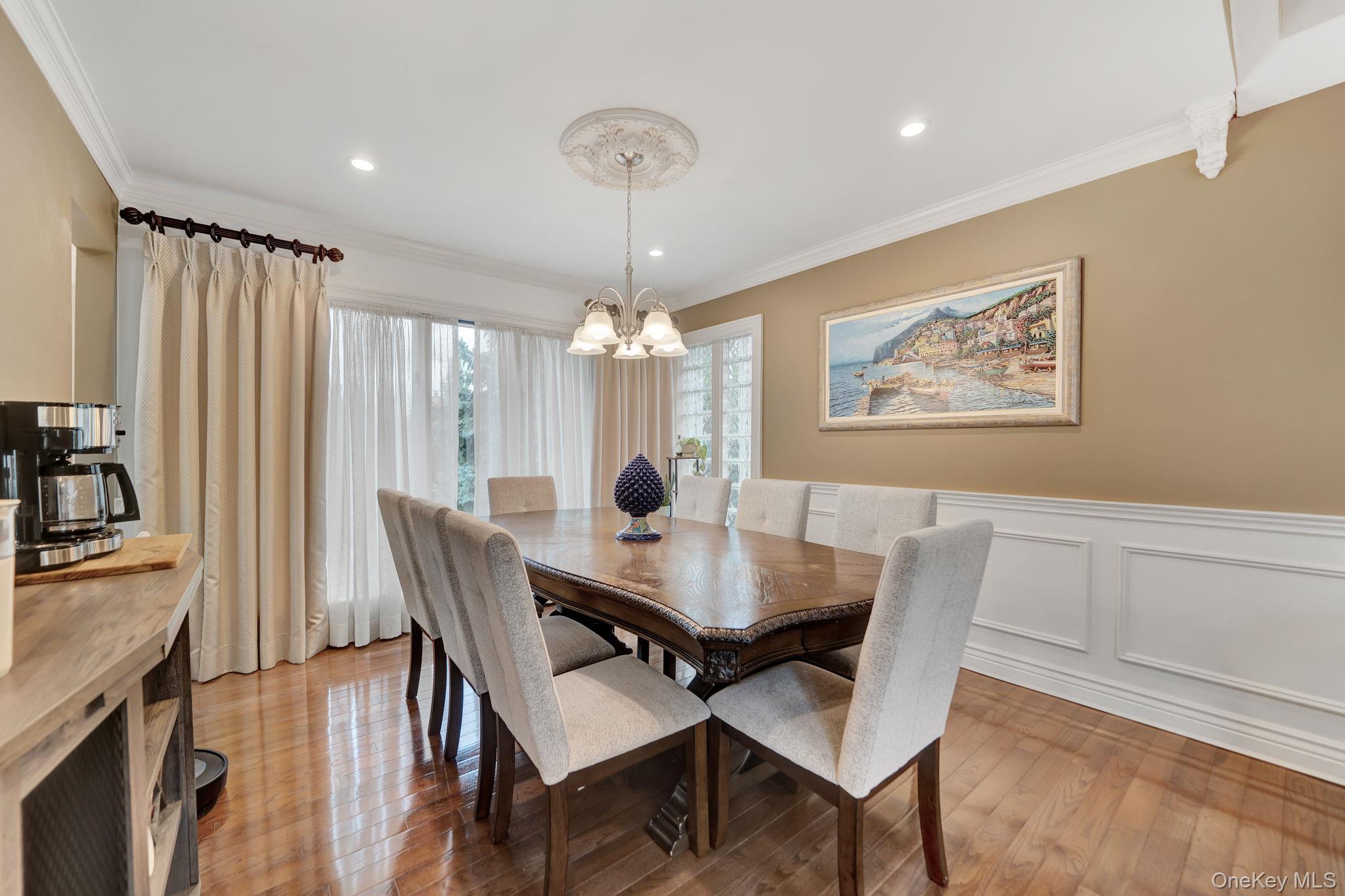 2817 Riverside Drive — photo 12