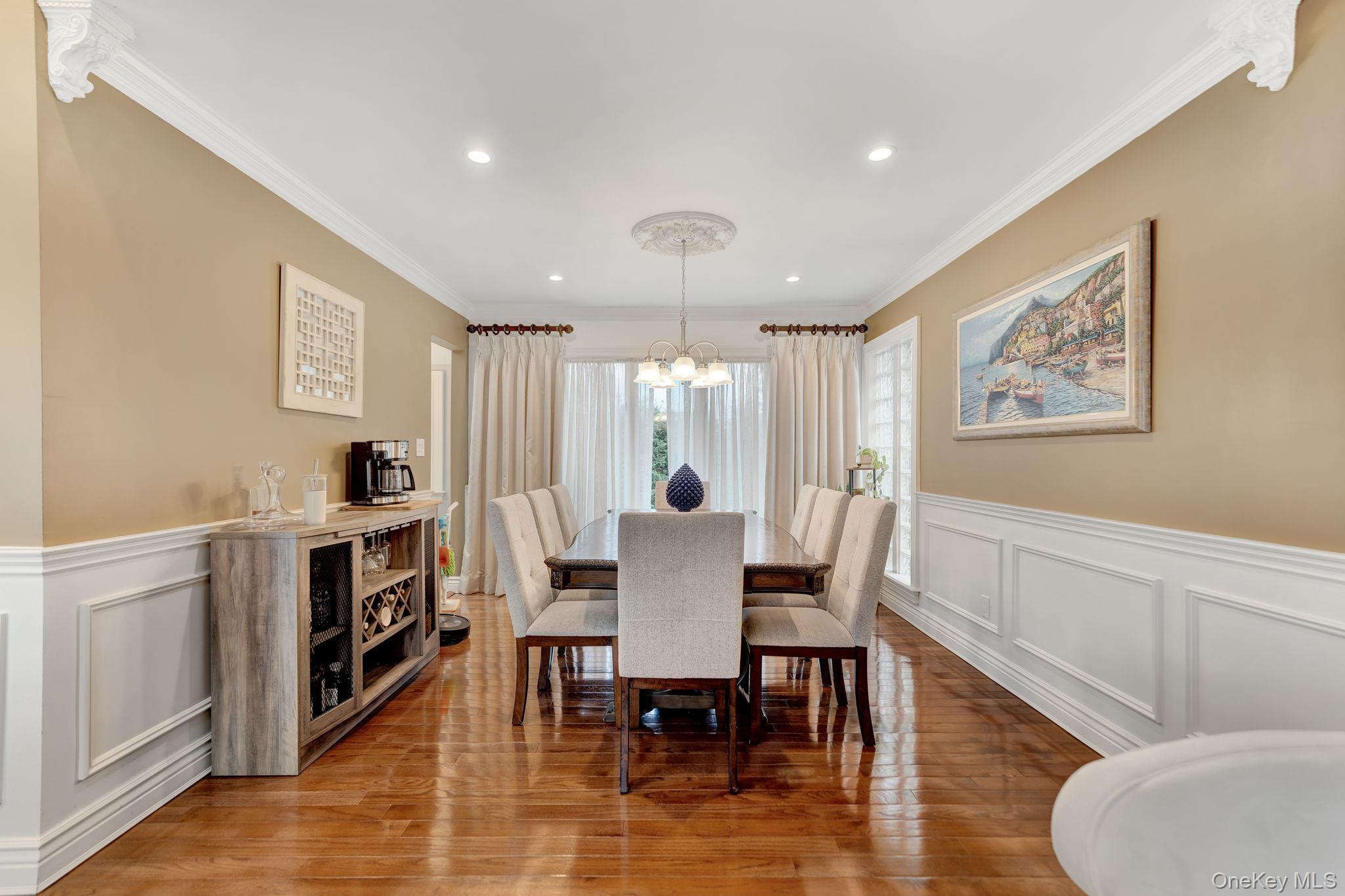 2817 Riverside Drive — photo 13