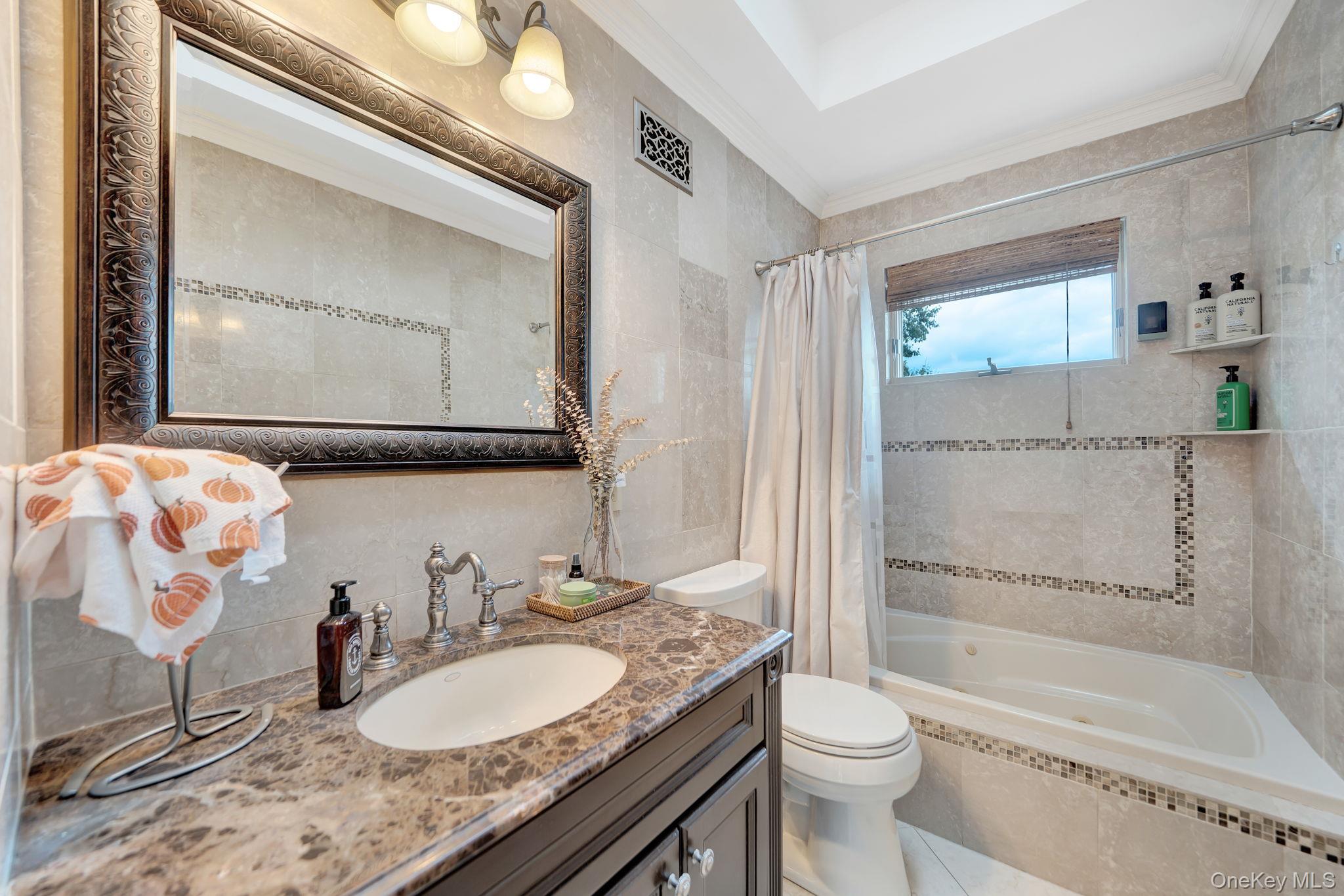 2817 Riverside Drive — photo 24