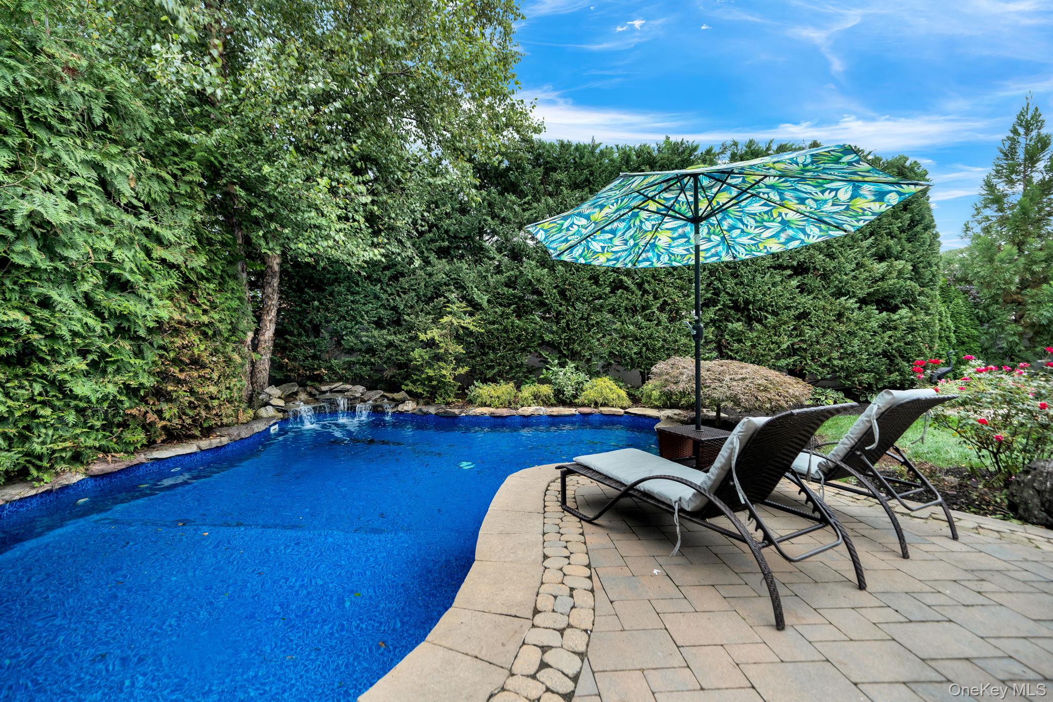 2817 Riverside Drive — photo 35