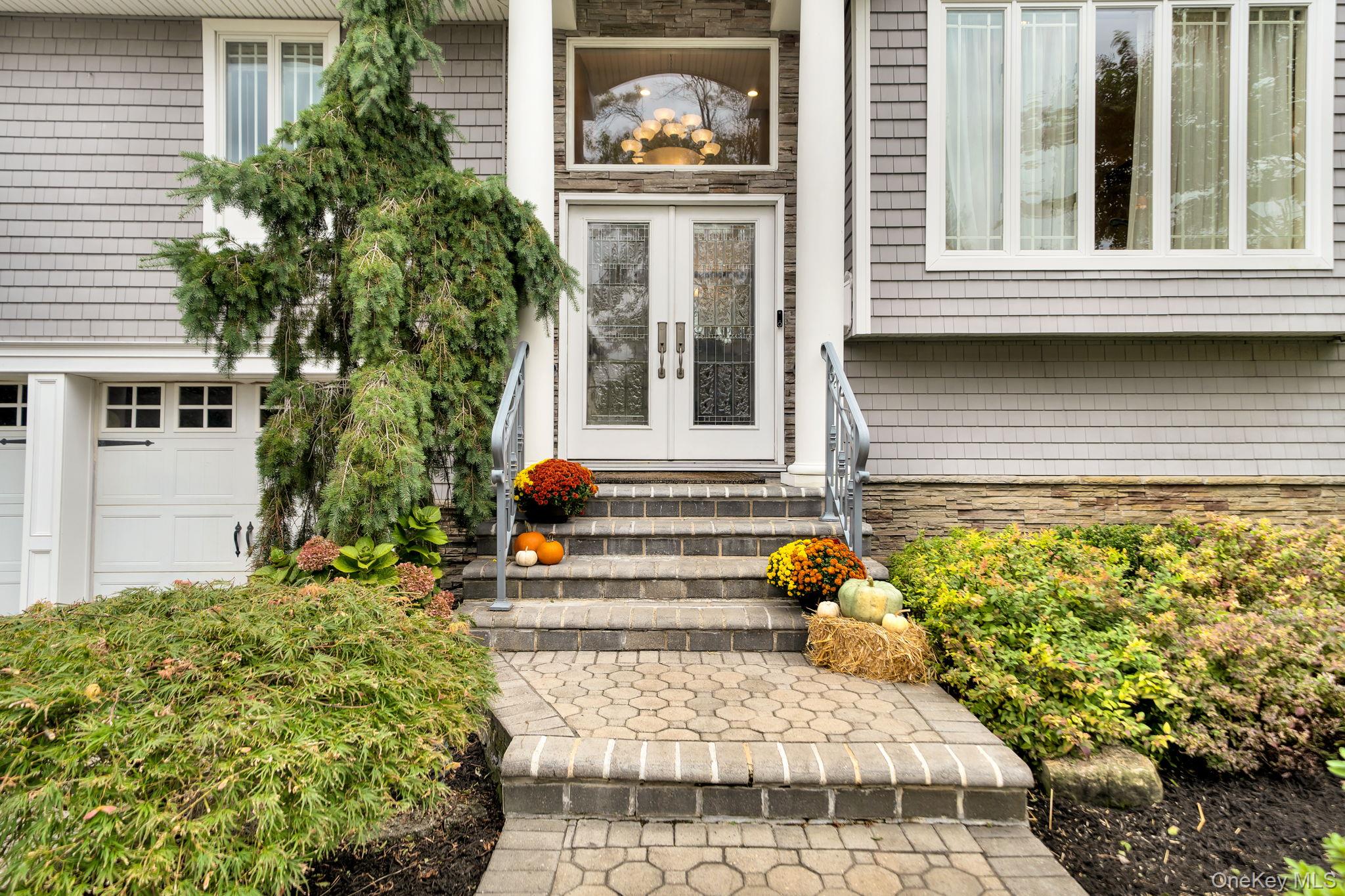 2817 Riverside Drive — photo 39