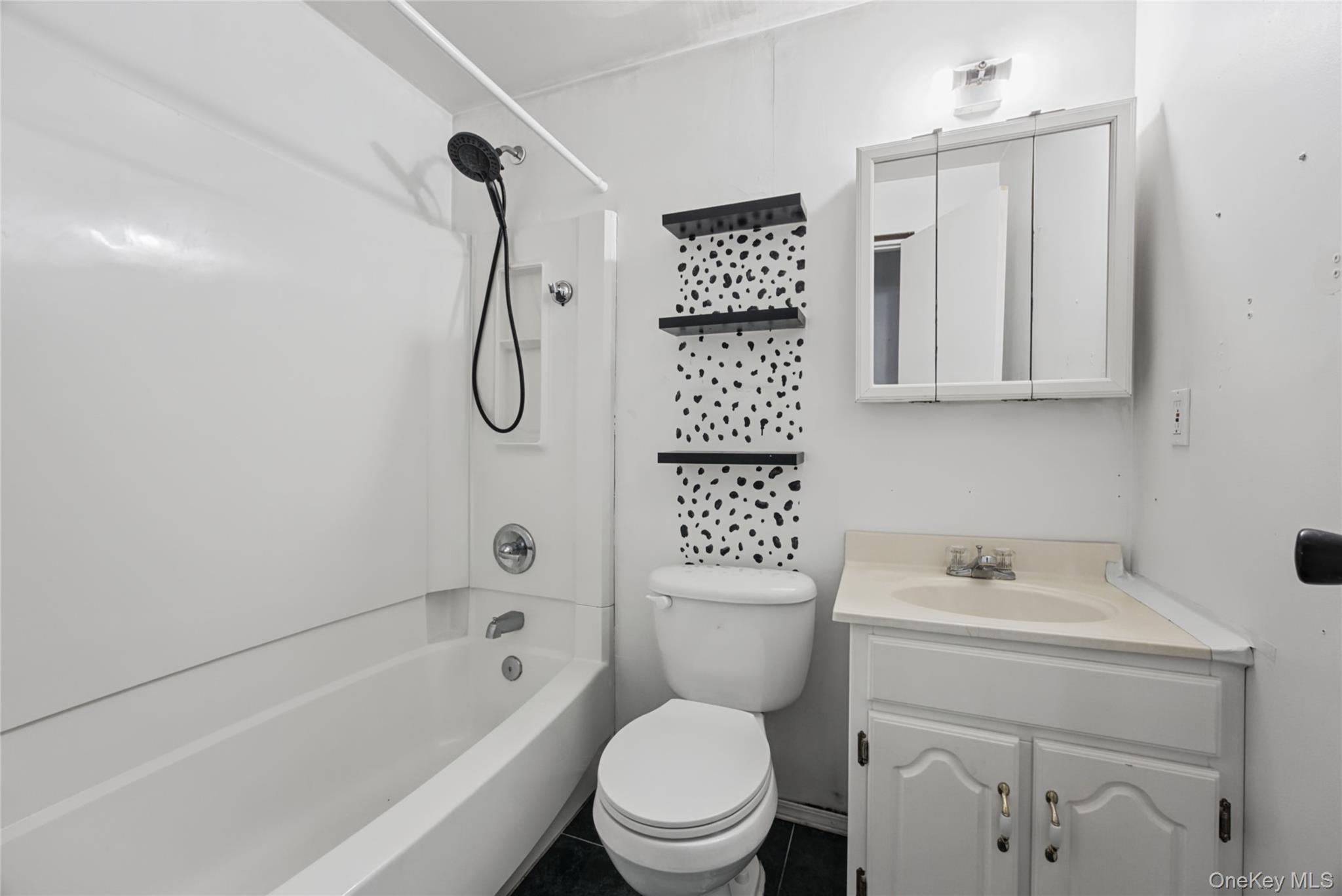 16 Jamaica Avenue — photo 24