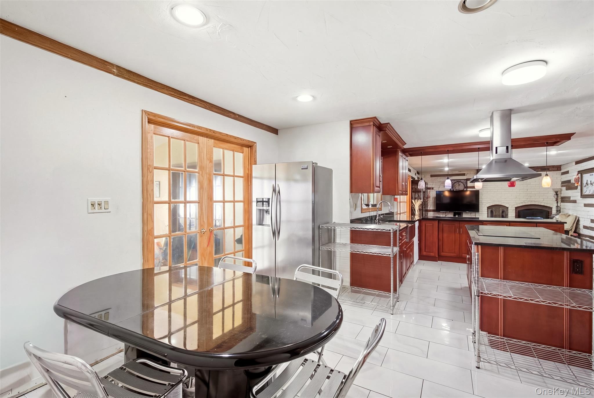 116 Lucinda Drive — photo 8