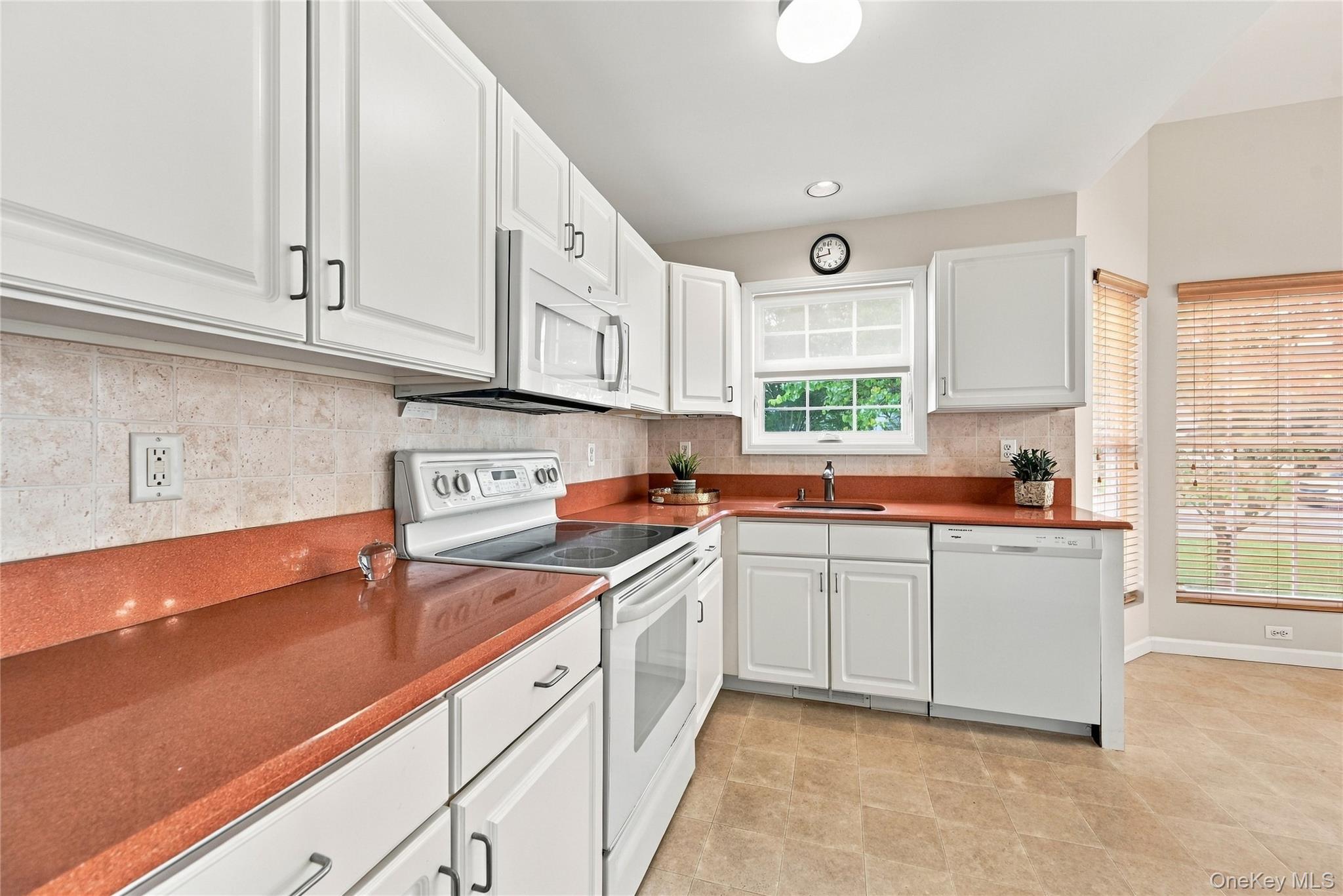 120 Scenic Lake Drive — photo 12