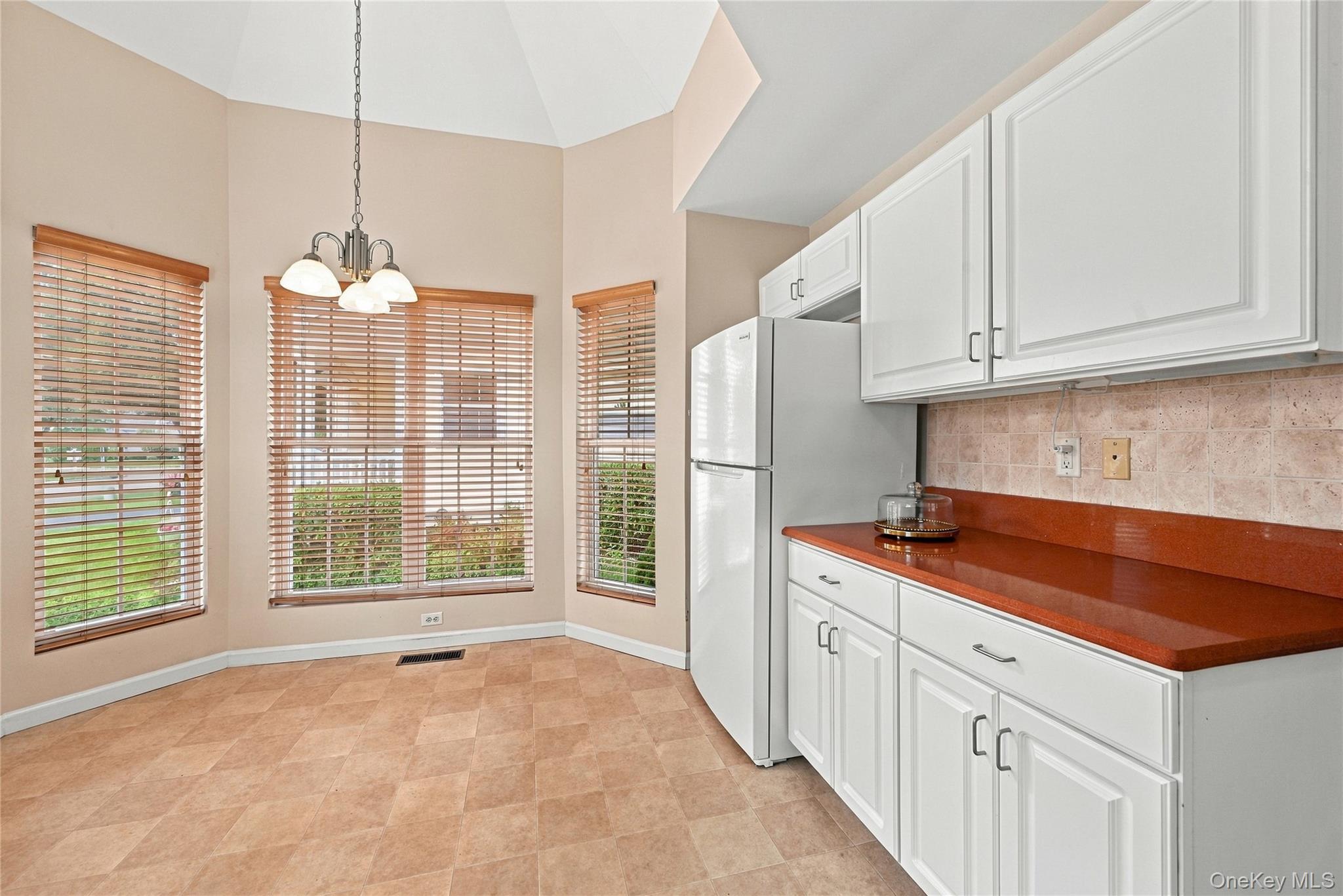 120 Scenic Lake Drive — photo 14
