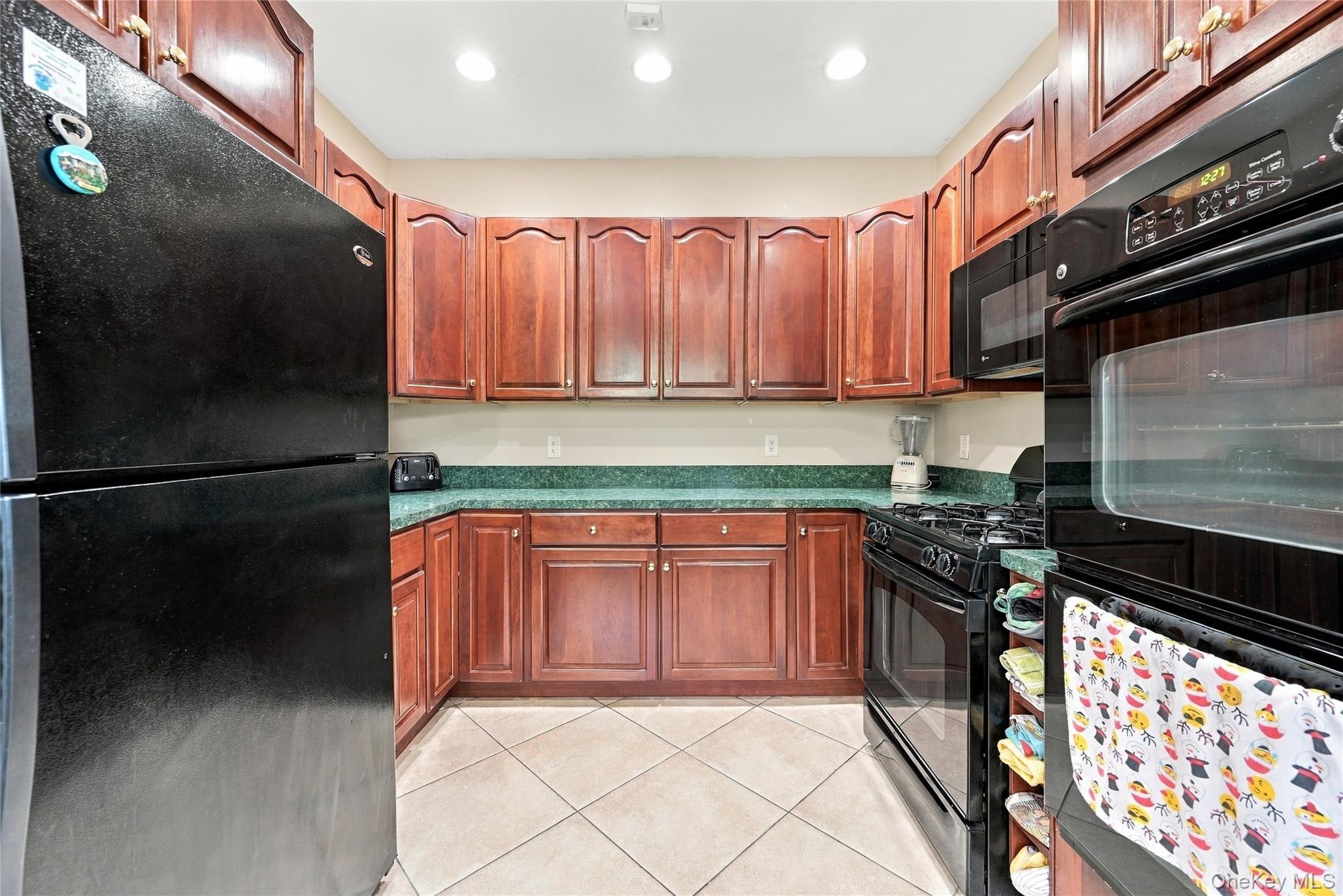 120 Scenic Lake Drive — photo 40