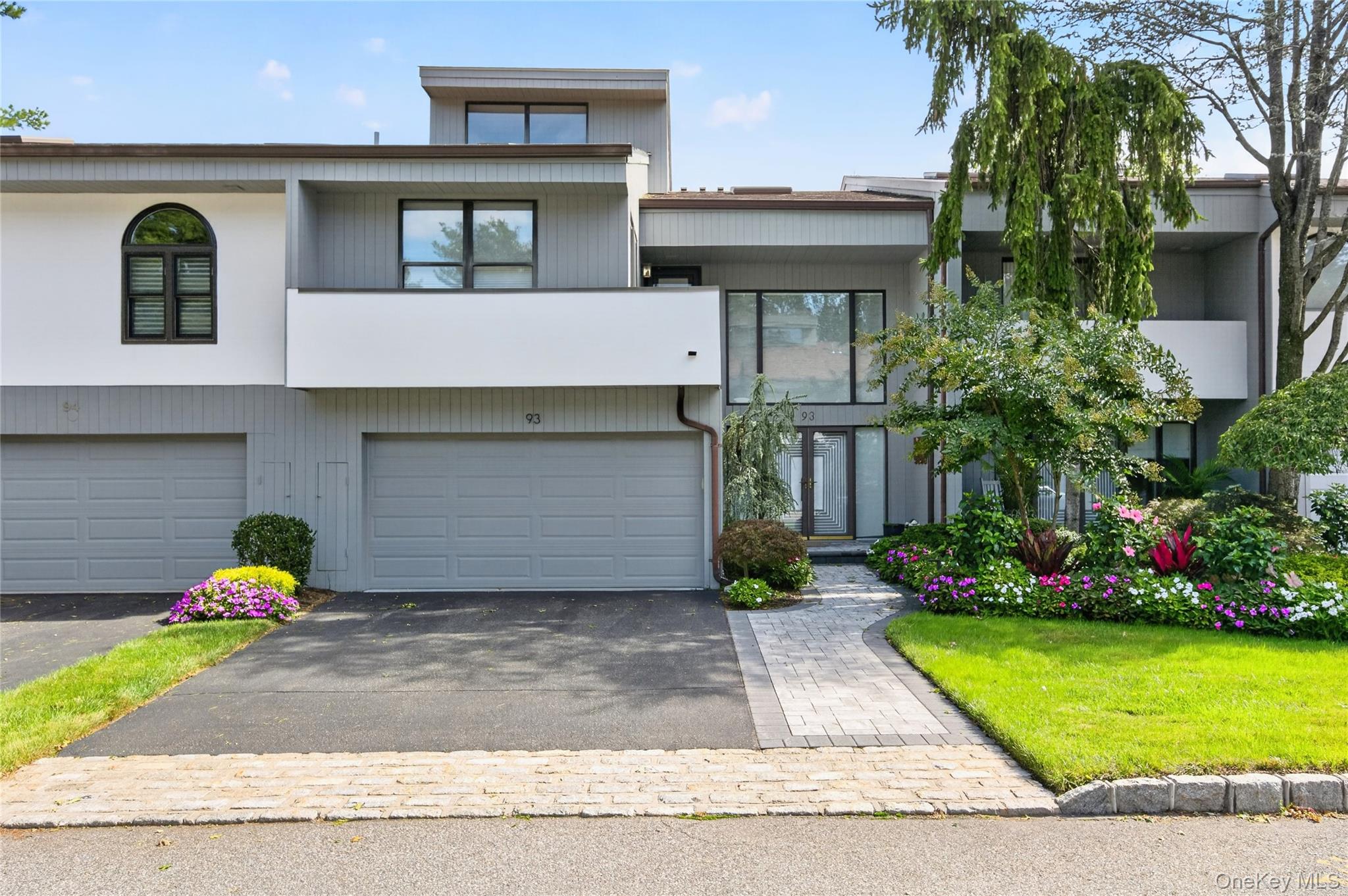 93 Eagle Chase, Woodbury