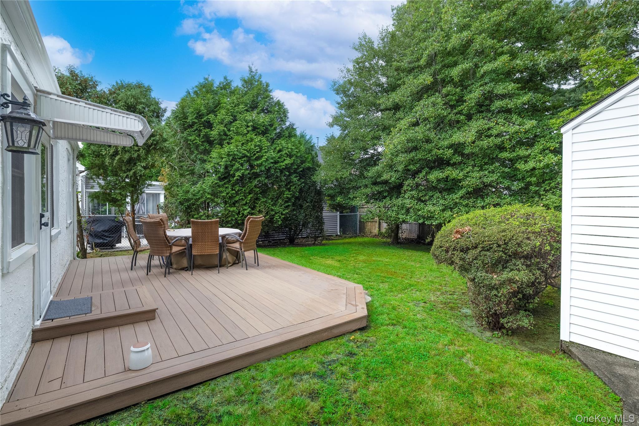 408 Jackson Avenue — photo 16