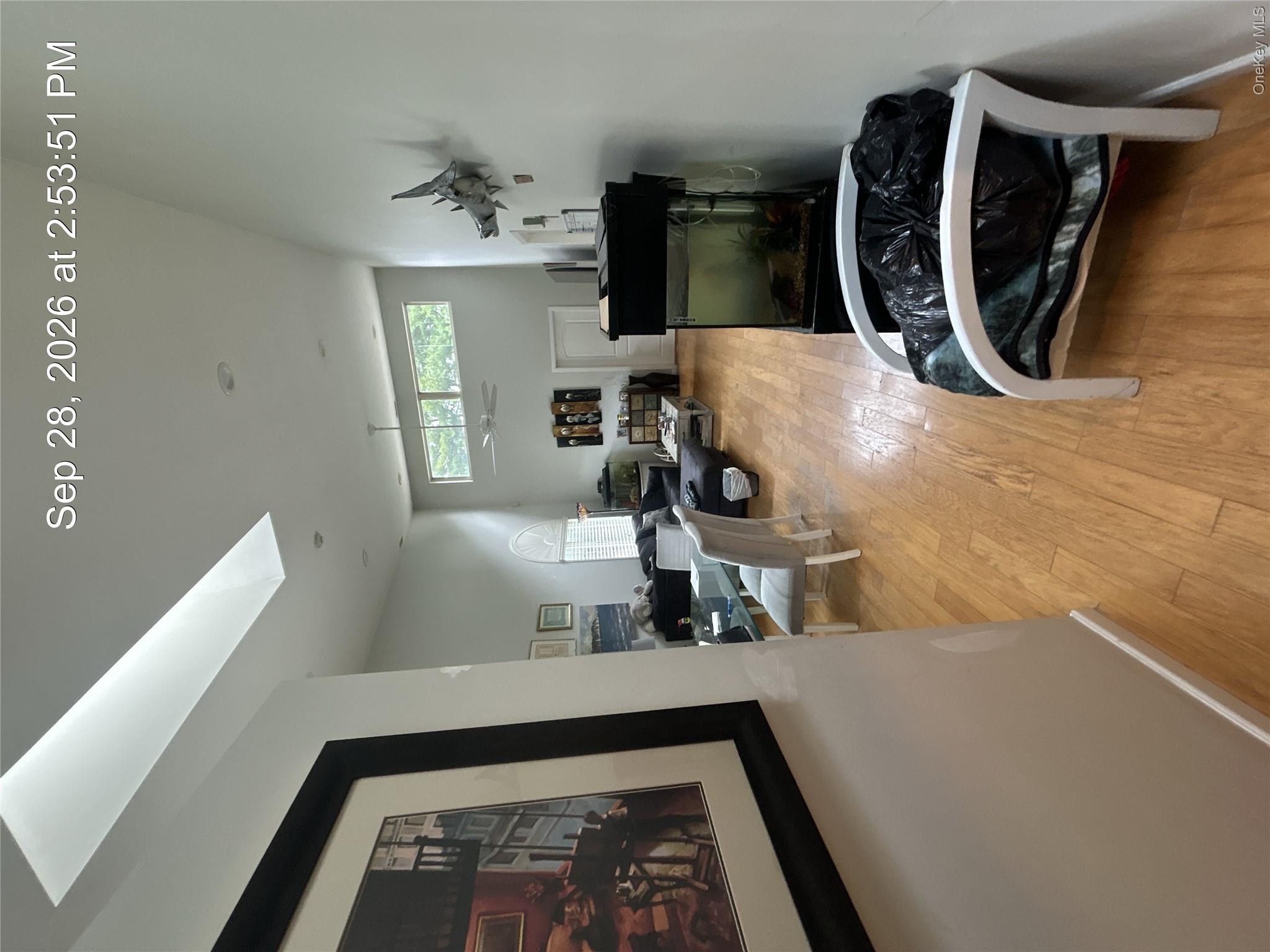 11 Eric Drive — photo 9