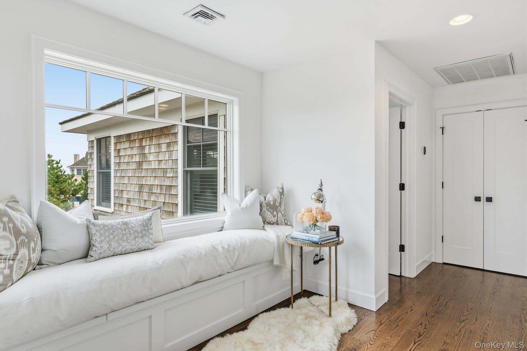 824 Dune Road — photo 15