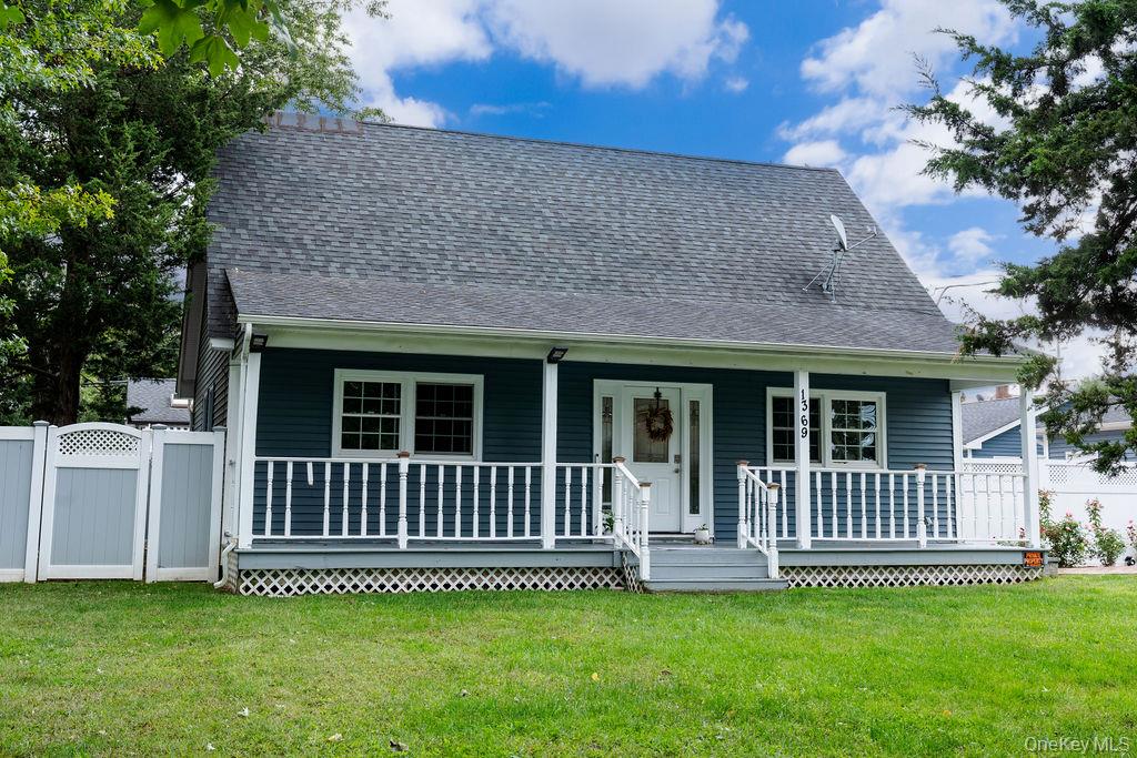 1369 Clinton Avenue, Bay Shore