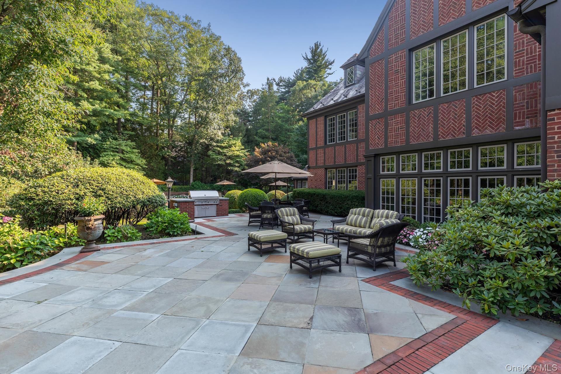 39 Chestnut Hill Drive — photo 45